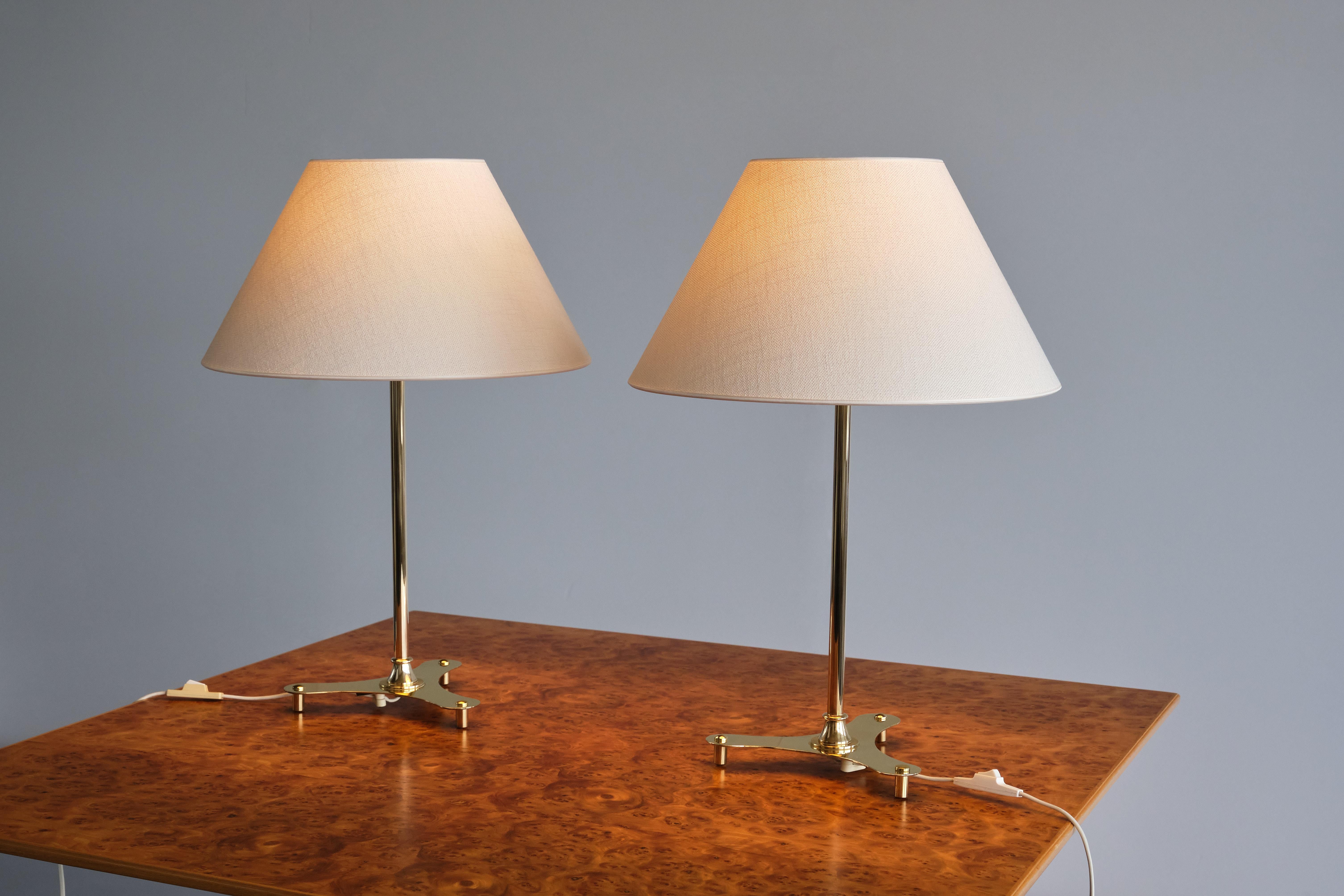 Pair of Josef Frank Brass Table Lamps, Model 2467/2, Svenskt Tenn, Sweden, 1950s 5
