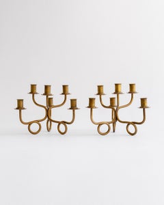 Pareja de candelabros de seis brazos de Josef Frank para Firma Svenskt Tenn, Suecia, década de 1940