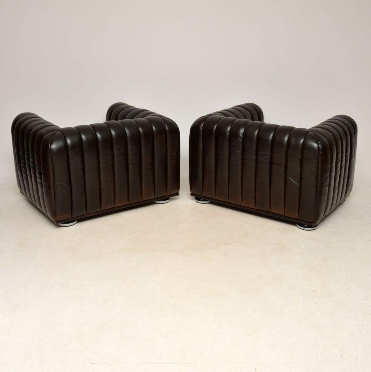 Pair of Josef Hoffman Club 1910 Leather Armchairs In Good Condition In London, GB