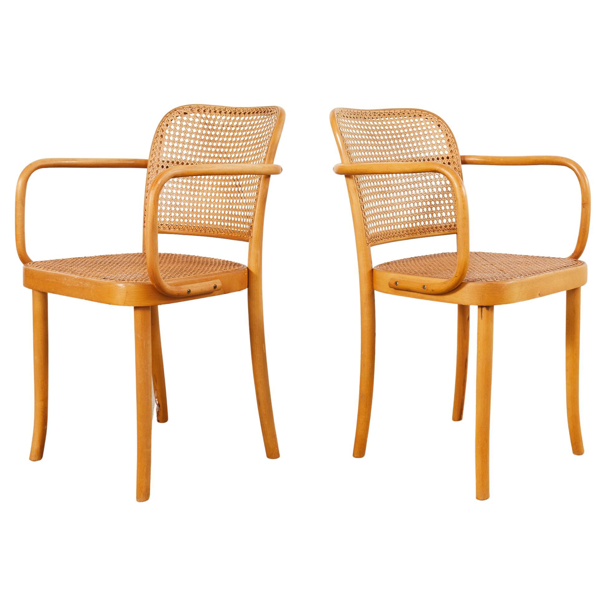 Paire de chaises de salle à manger en bois cintré Josef Hoffman pour Thonet Prague 