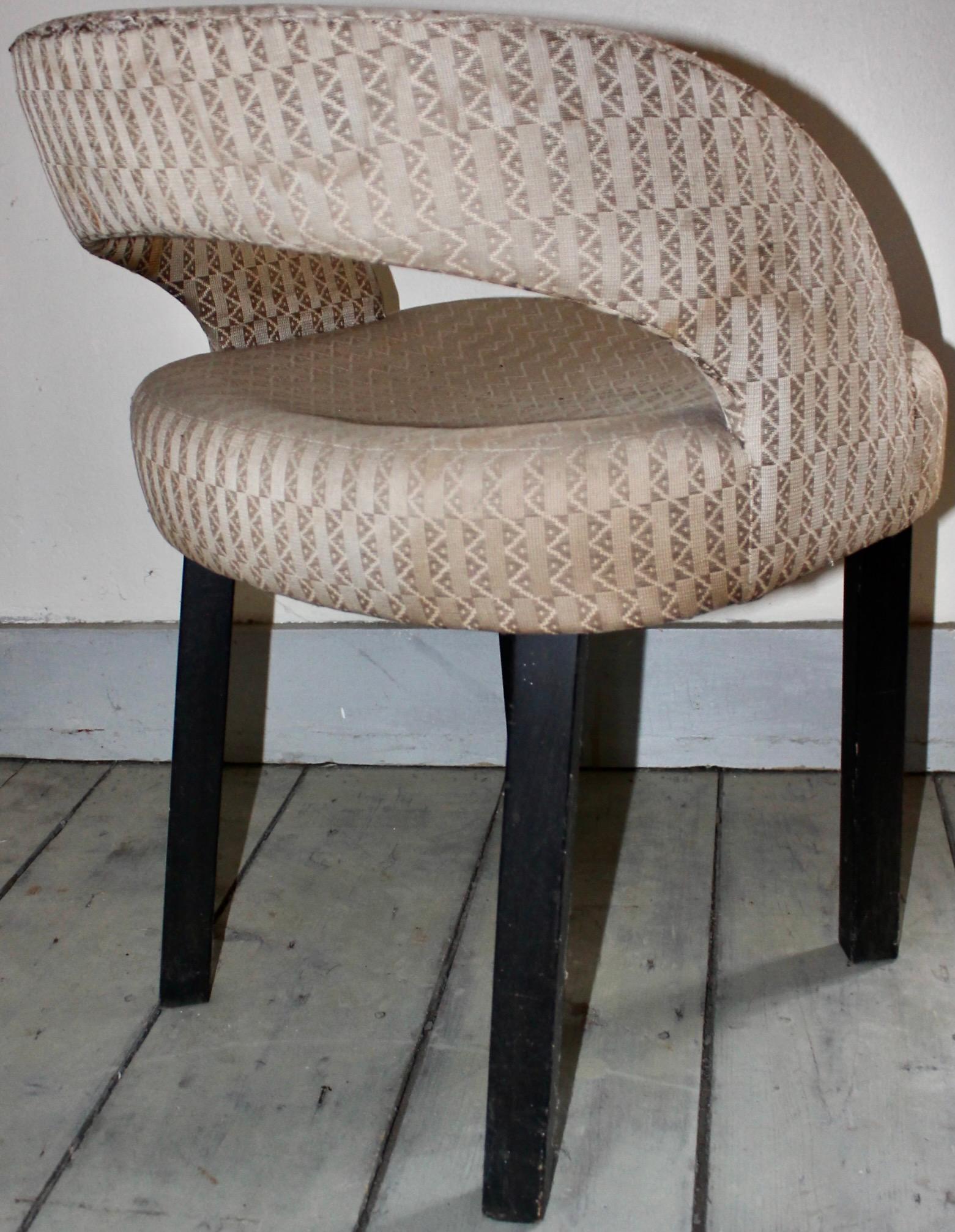 Pair of Josef Hoffmann Wiener Werkstätte Upholstered Side Chairs Original Fabric For Sale 1