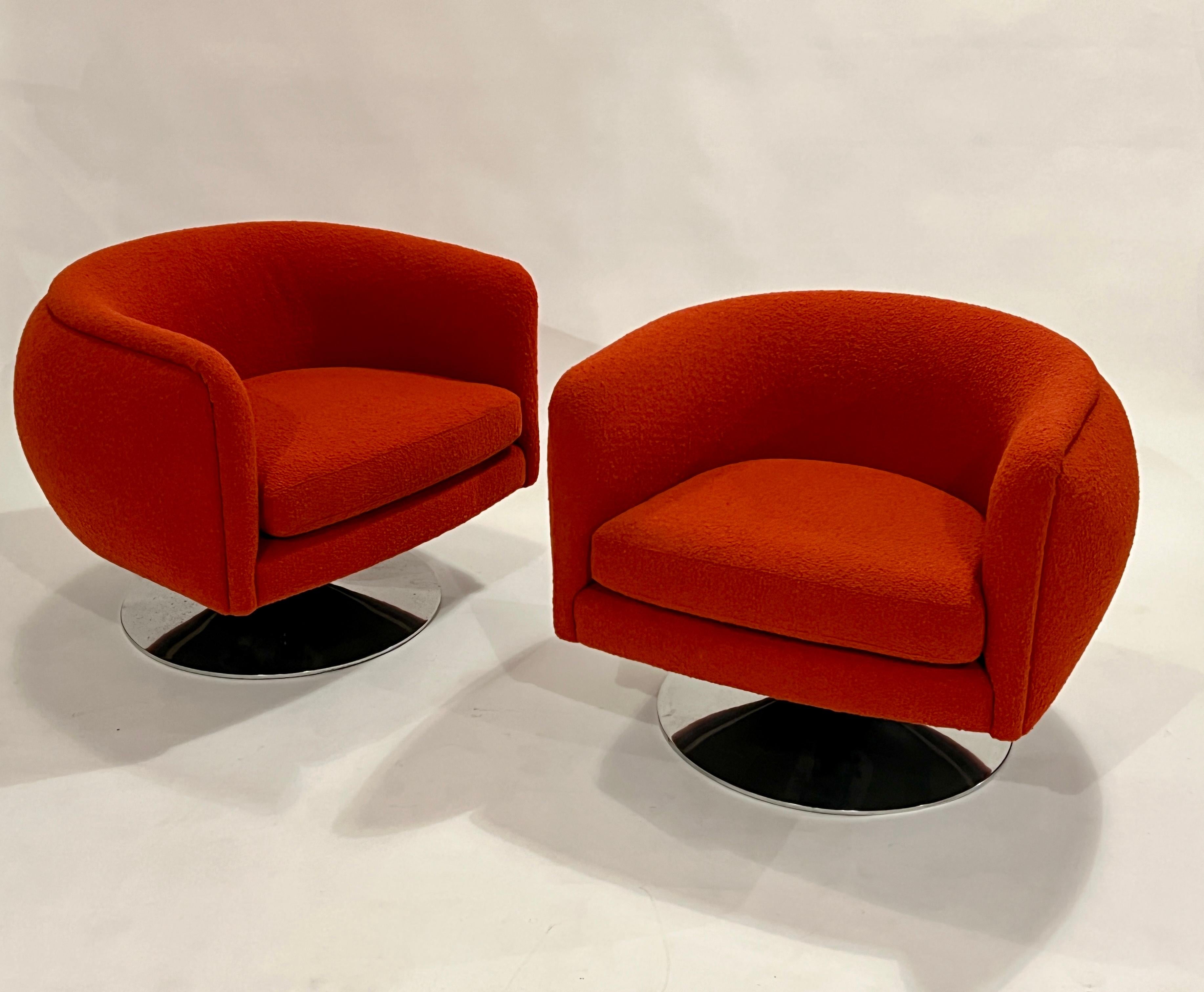 Pair of Joseph D'urso Swivel Lounge Chairs from Knoll For Sale 3