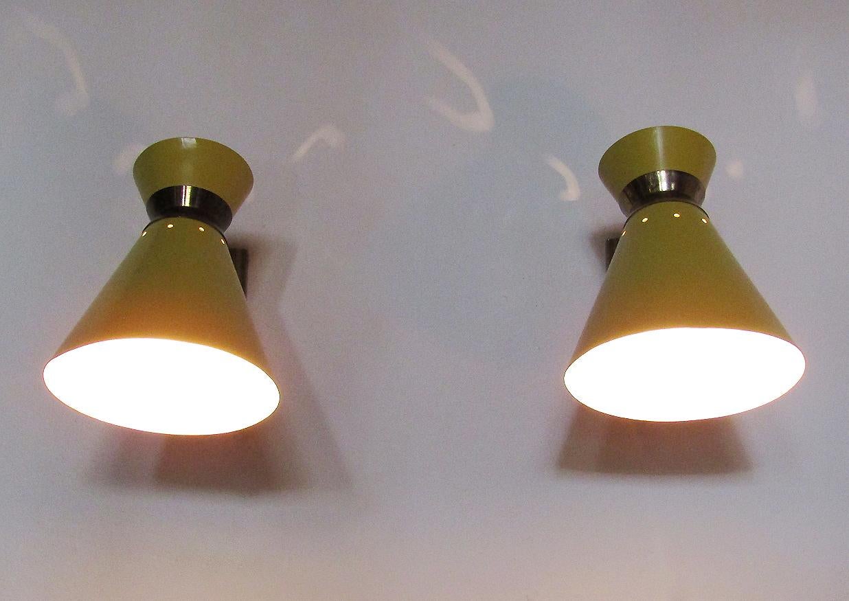 Pair of Joyful French 1950s Wall Lights by Rene Mathieu For Sale 1