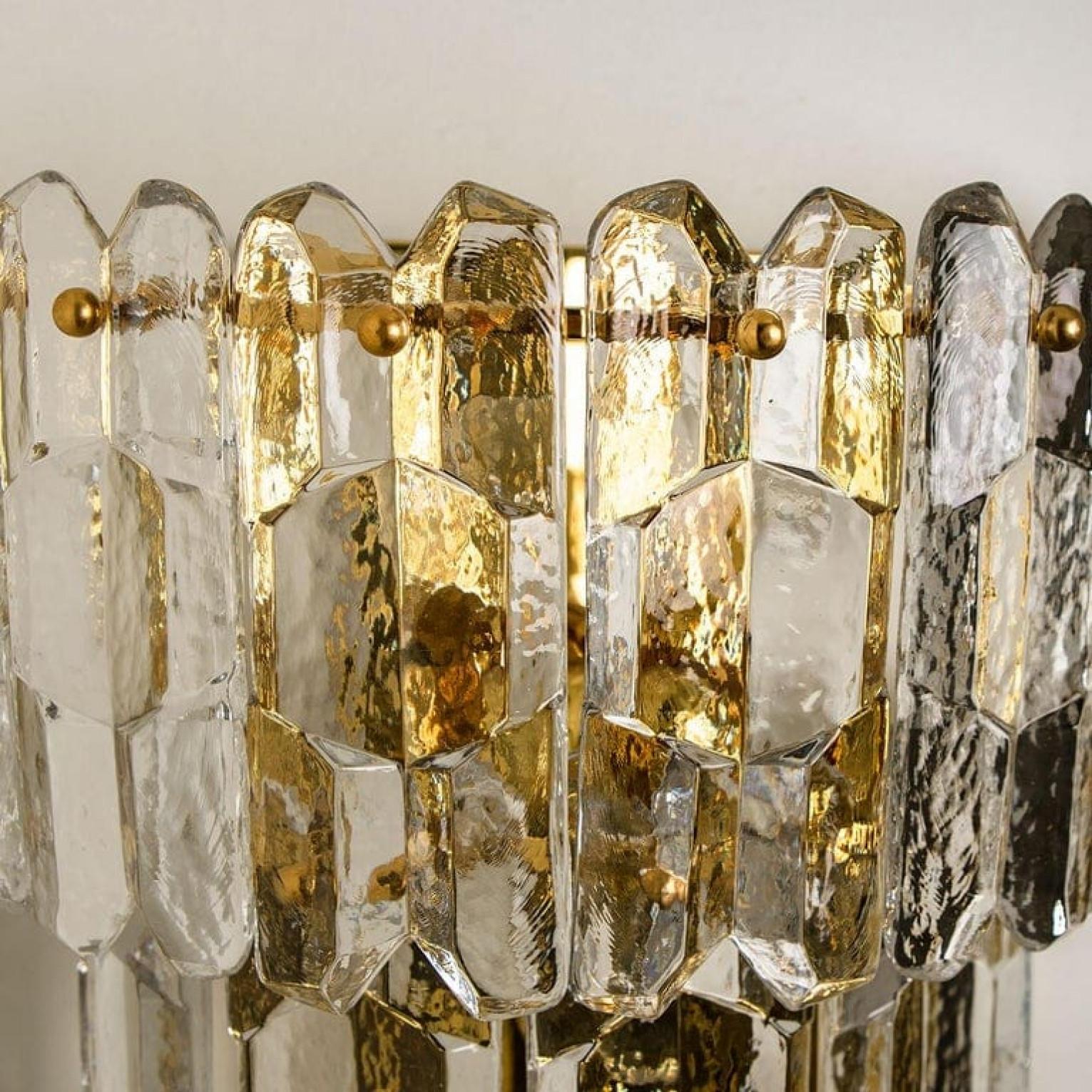 Par de J.T. Kalmar 'Palazzo' Apliques Latón Dorado y Cristal en venta 4