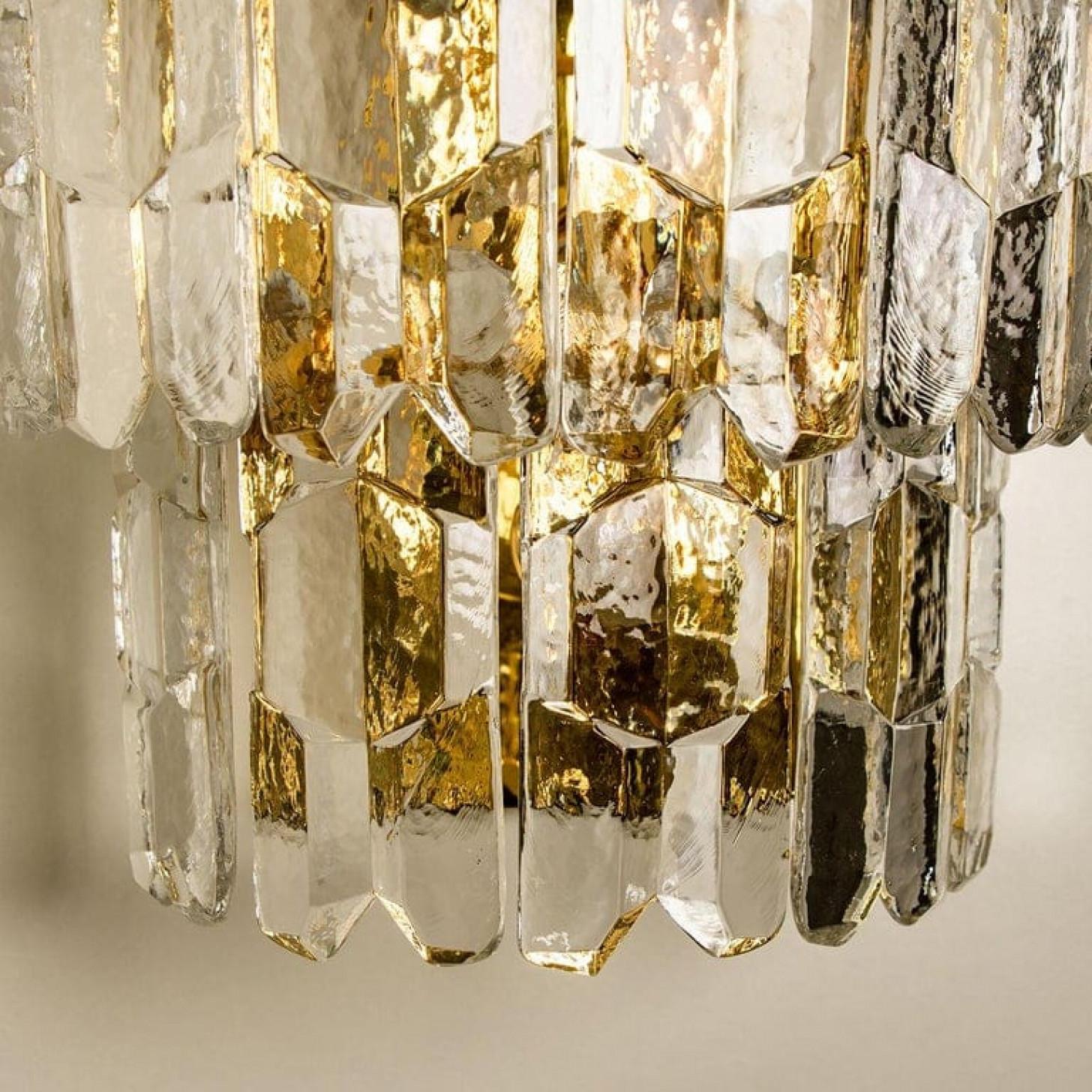 Par de J.T. Kalmar 'Palazzo' Apliques Latón Dorado y Cristal en venta 5