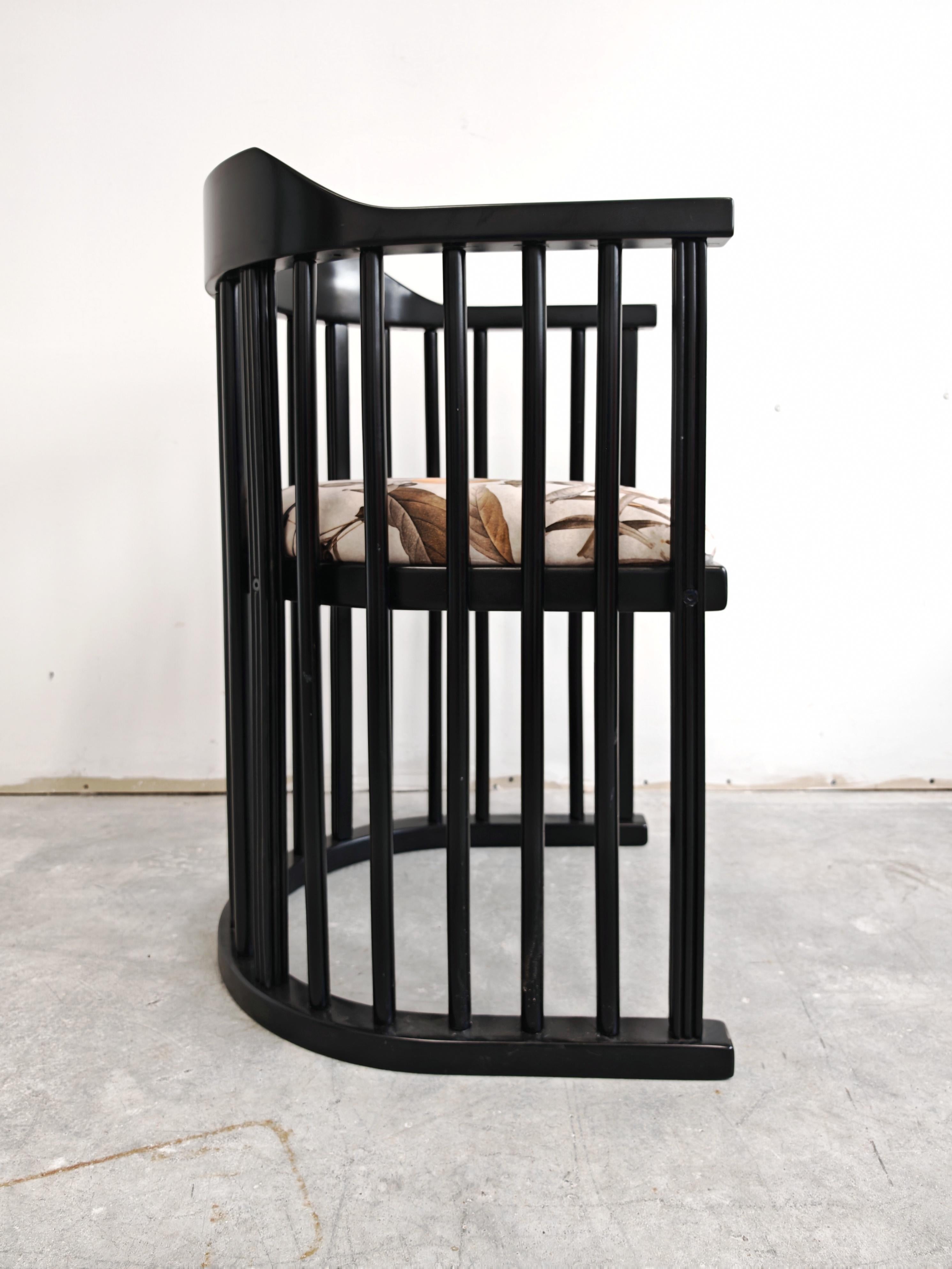 Paire de fauteuils Jugendstil dans le style de Josef Hoffmann, Autriche, années 1910 en vente 3