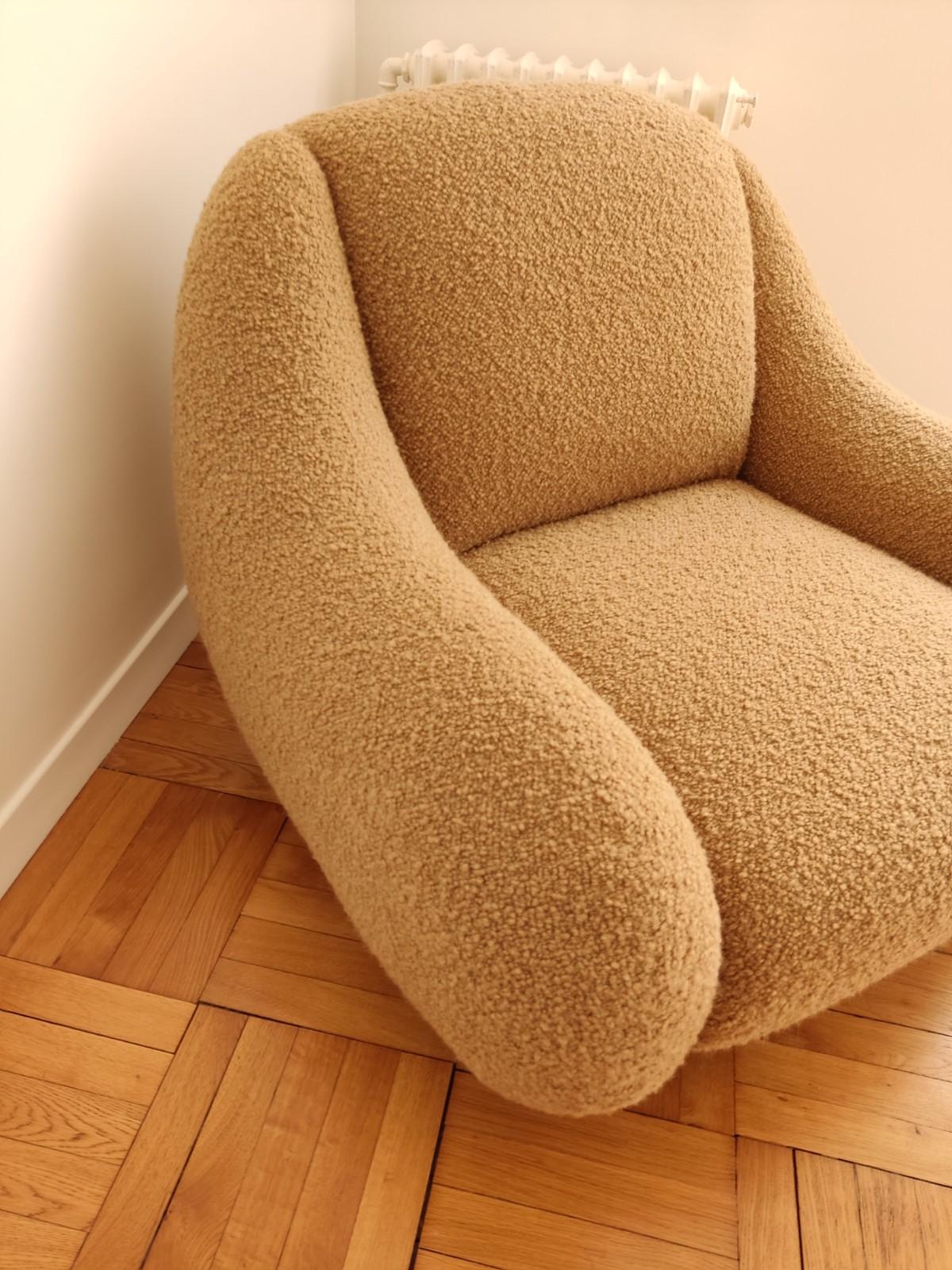 Fabric Pair of Dumbo armchairs / love seats - Italy 60s