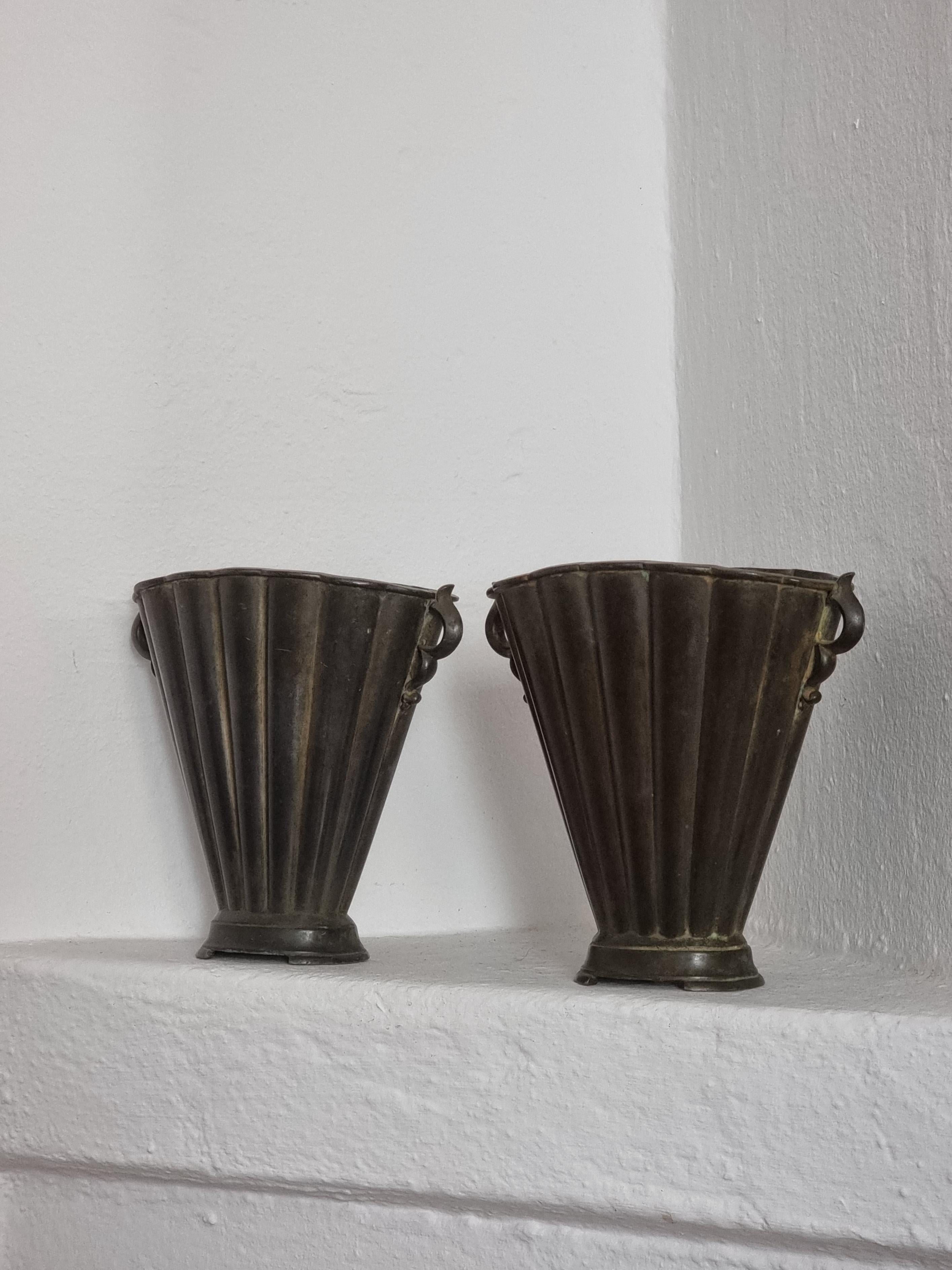 Art Deco Pair of Just Andersen vases in Discometal, Denmark 1930s For Sale