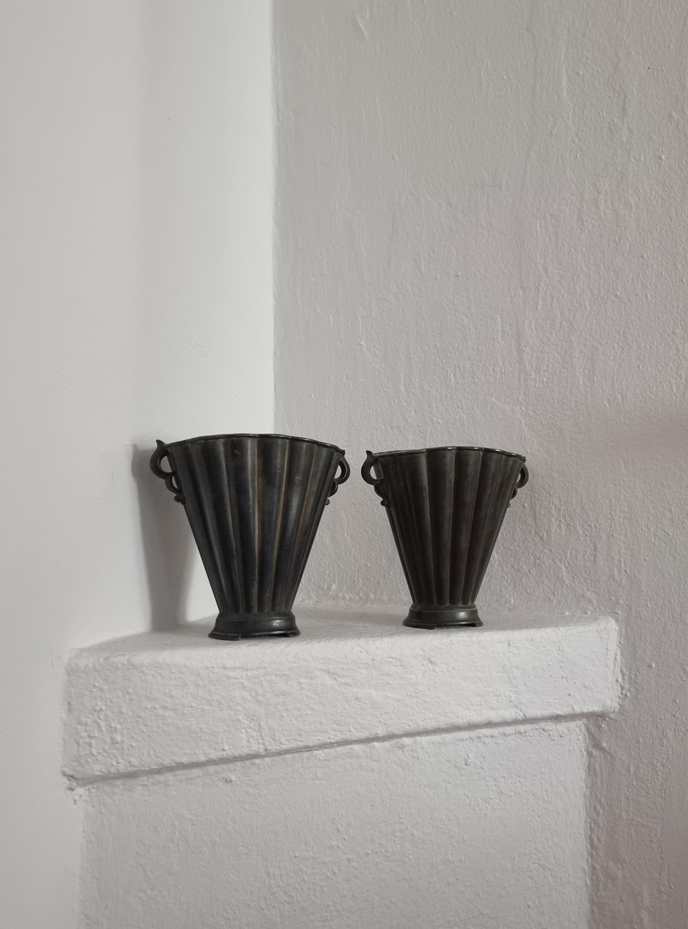 Pair of Just Andersen vases in Discometal, Denmark 1930s For Sale 1