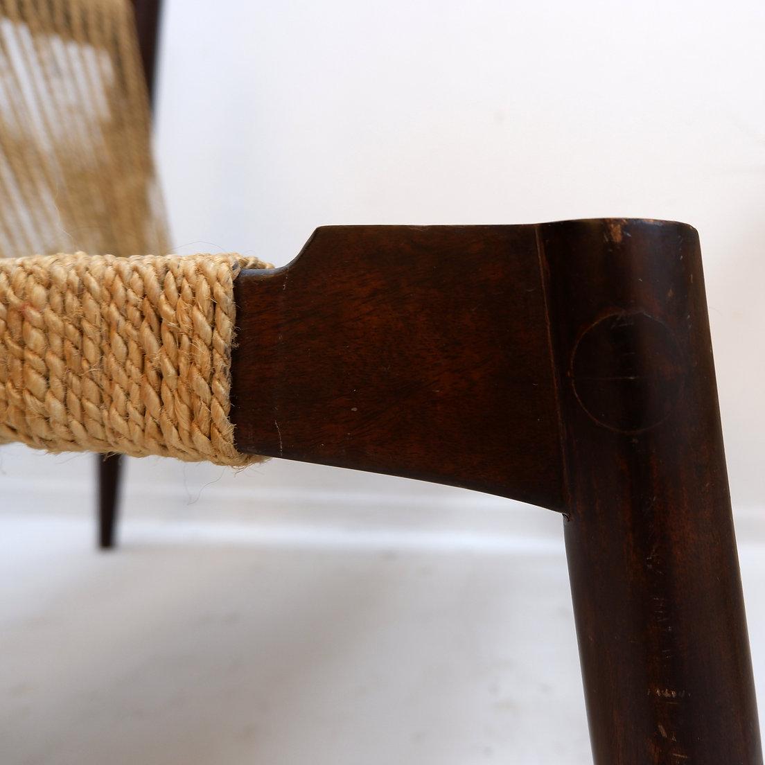 Pair of Jute Rope Weave and Solid Wood lounge Chairs For Sale 11