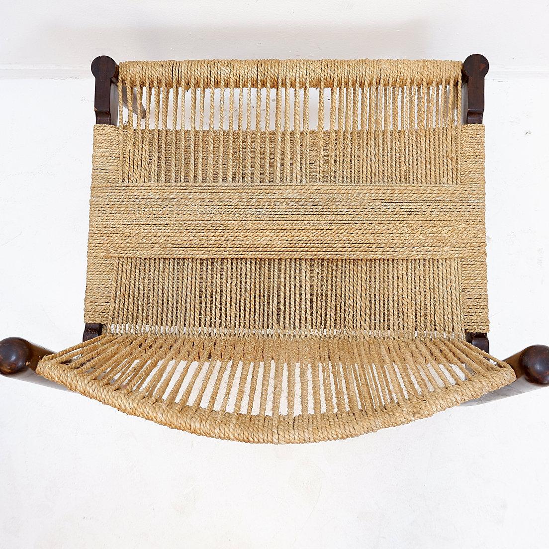 Pair of Jute Rope Weave and Solid Wood lounge Chairs For Sale 4