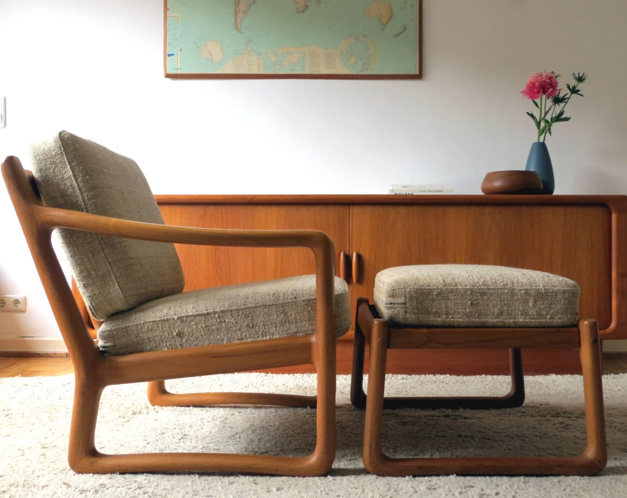 This offer included two thick upholstery lounge / club chairs with two upholstery stools or ottomans.

Two very comfortable, classical Danish Scandinavian Mid-Century Modern armchairs , produced by Juul Kristensen / JK Mobler Denmark / also Hans