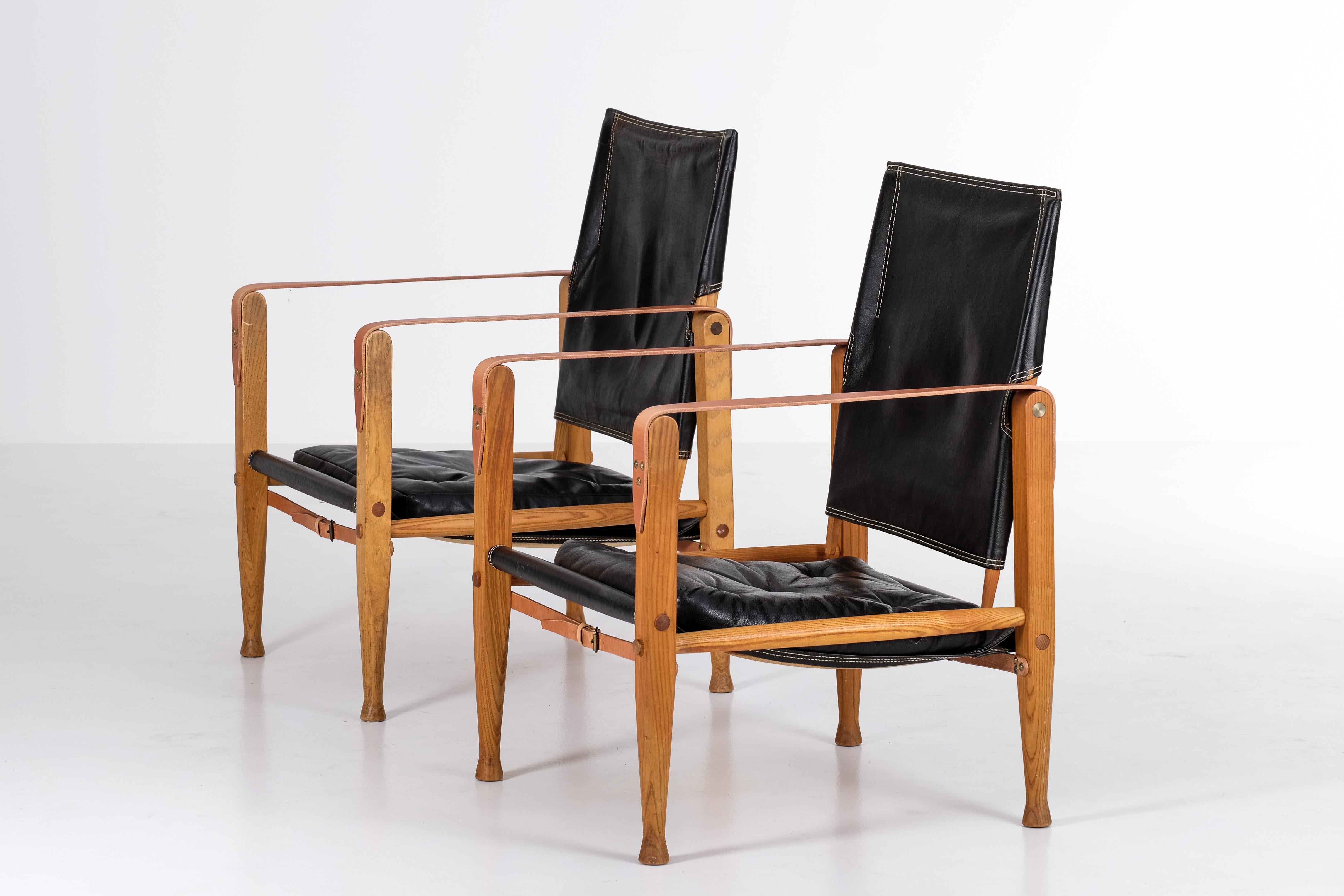 Danish Pair of Kaare Klint Black Leather Safari Chairs, 1960s For Sale