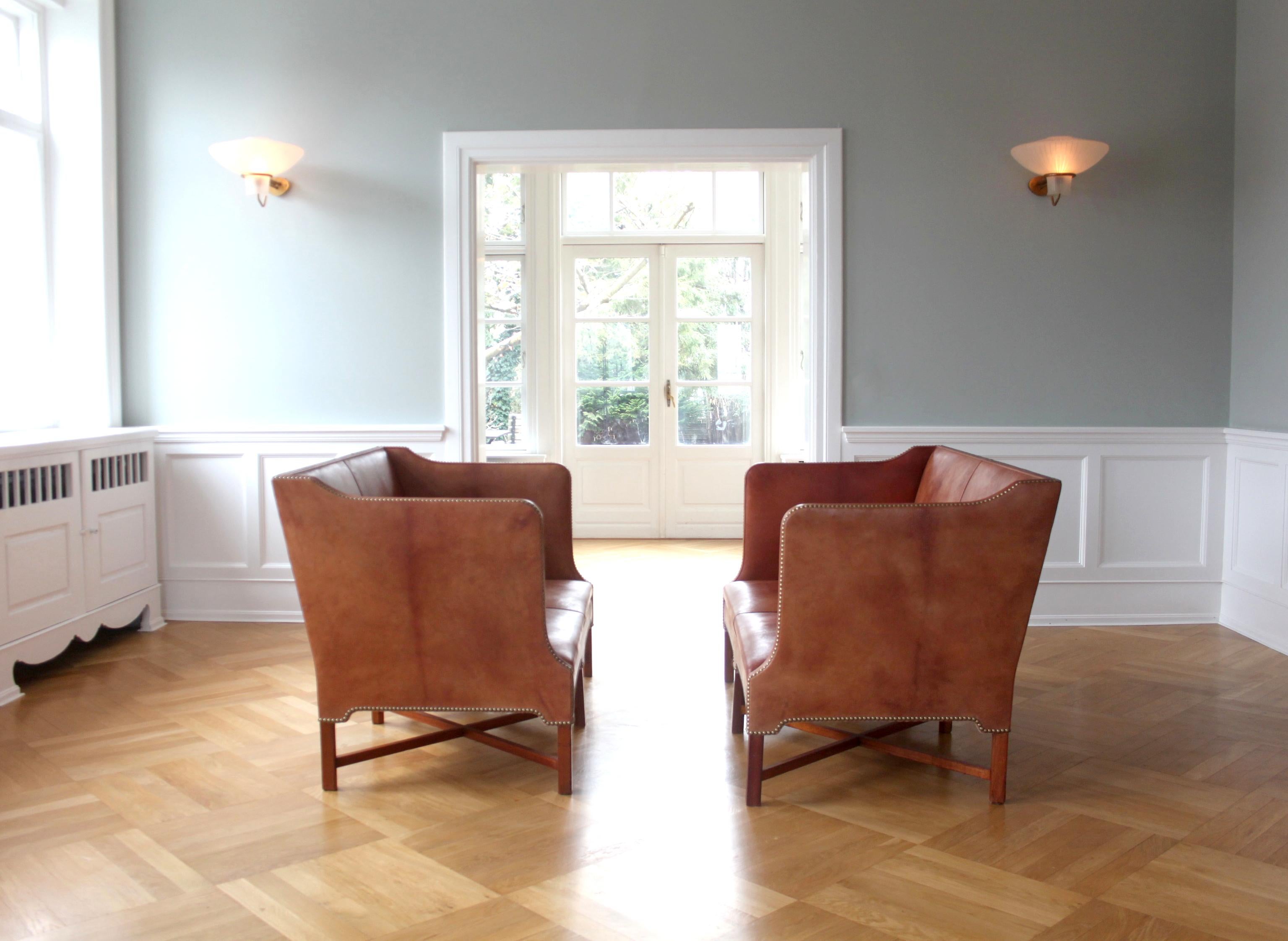 20th Century Rare Kaare Klint Box sofas in Mahogany & Niger Leather, Scandinavian Modern For Sale