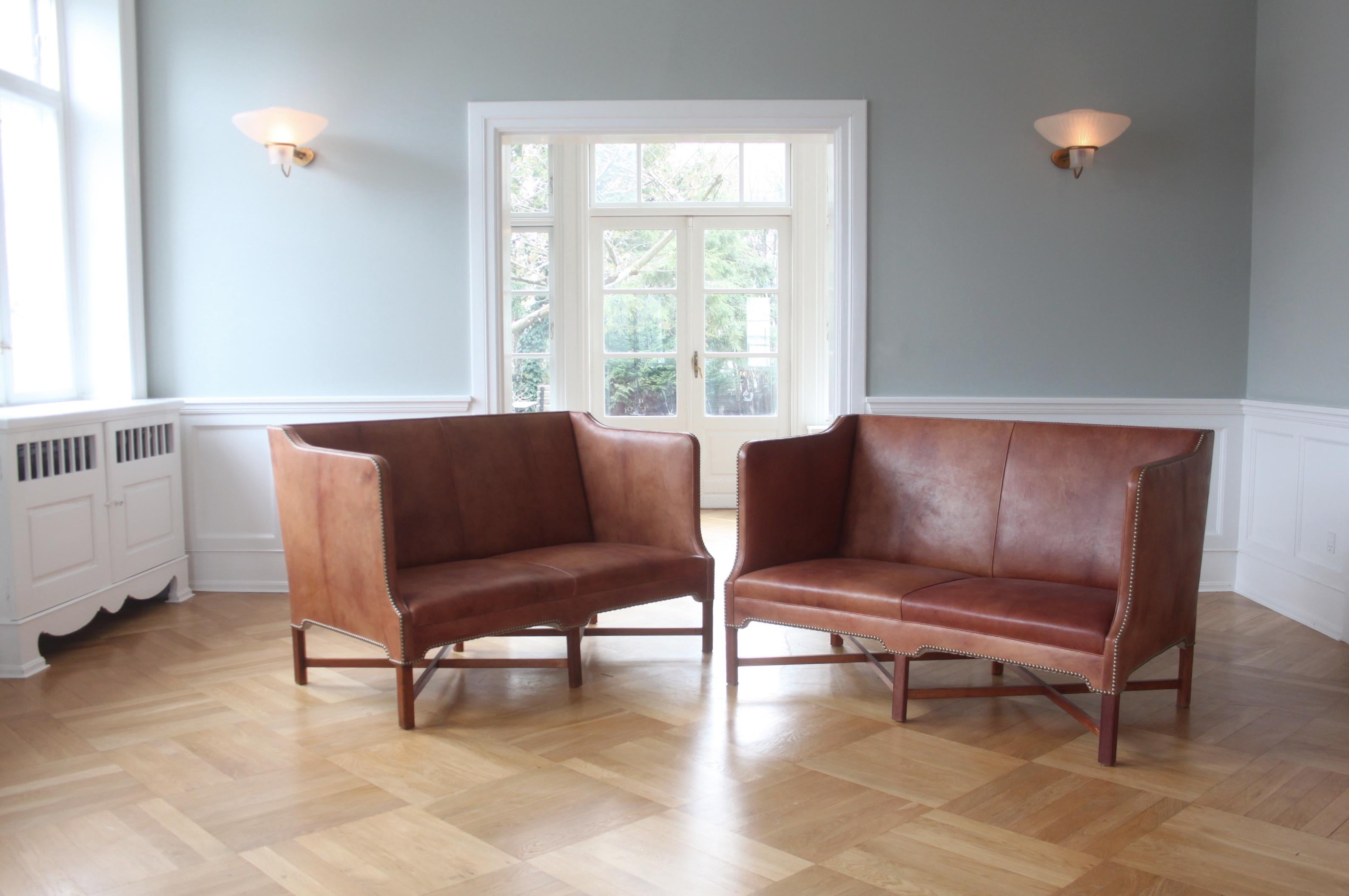 Rare Kaare Klint Box sofas in Mahogany & Niger Leather, Scandinavian Modern For Sale 2