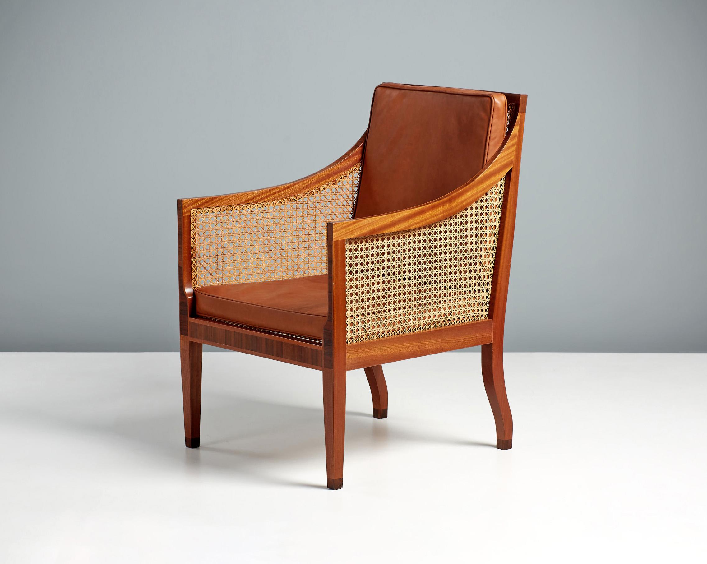 Paire de chaises Bergères Kaare Klint modèle 4488 en acajou et bois de rose Excellent état - En vente à London, England