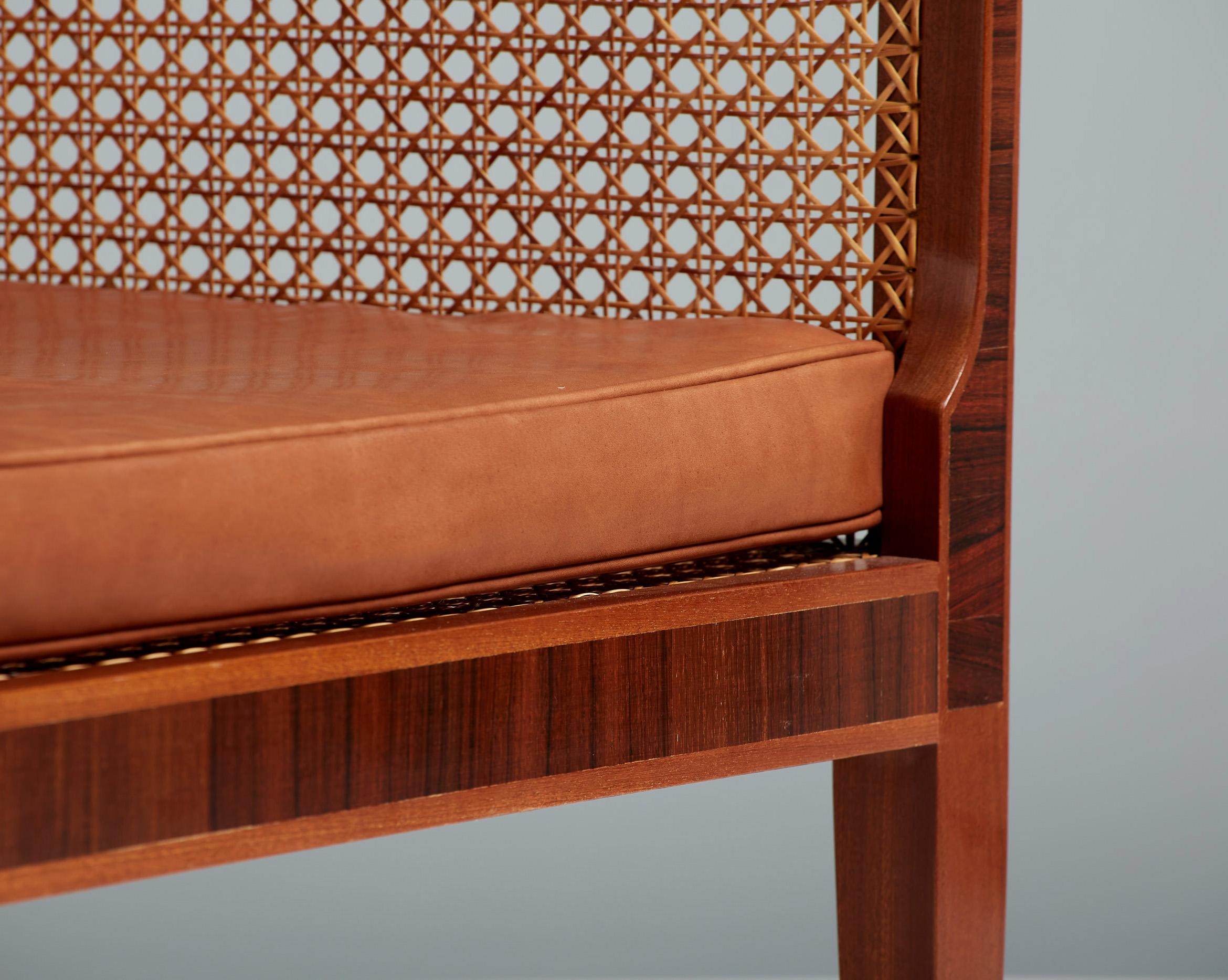 Paire de chaises Bergères Kaare Klint modèle 4488 en acajou et bois de rose en vente 1