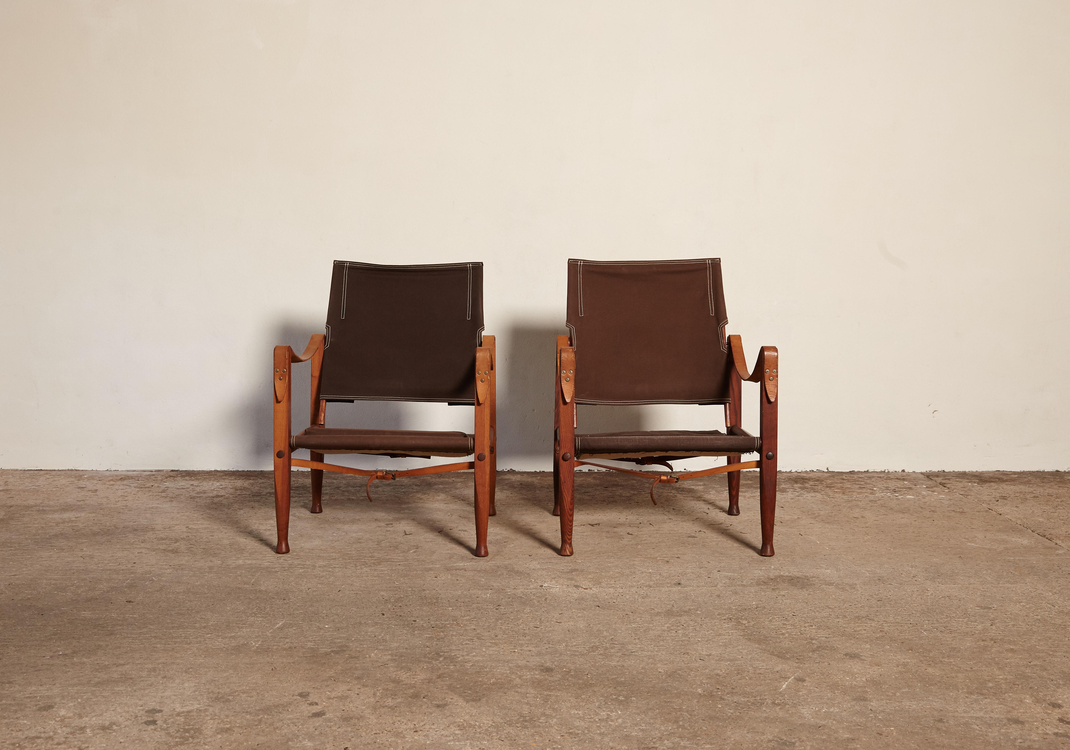 Pair of Kaare Klint Safari Chairs in Canvas, Made by Rud Rasmussen, Denmark In Good Condition In London, GB