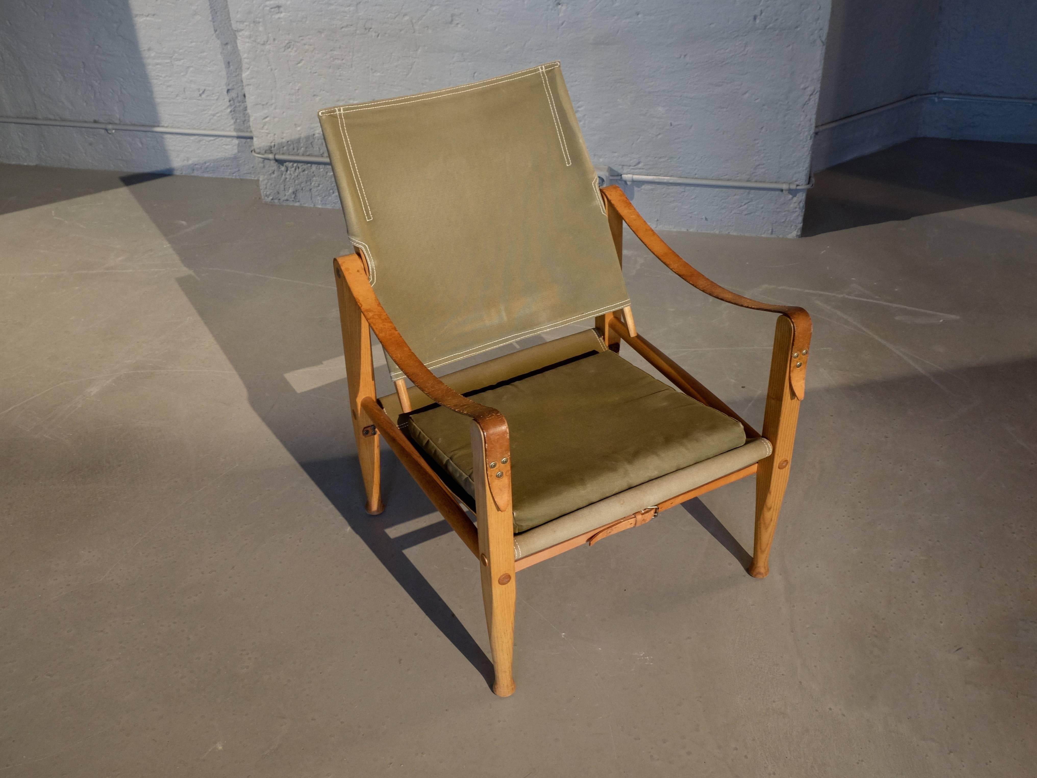 Pair of Kaare Klint Safari Chairs, 1960s In Excellent Condition In Stockholm, SE