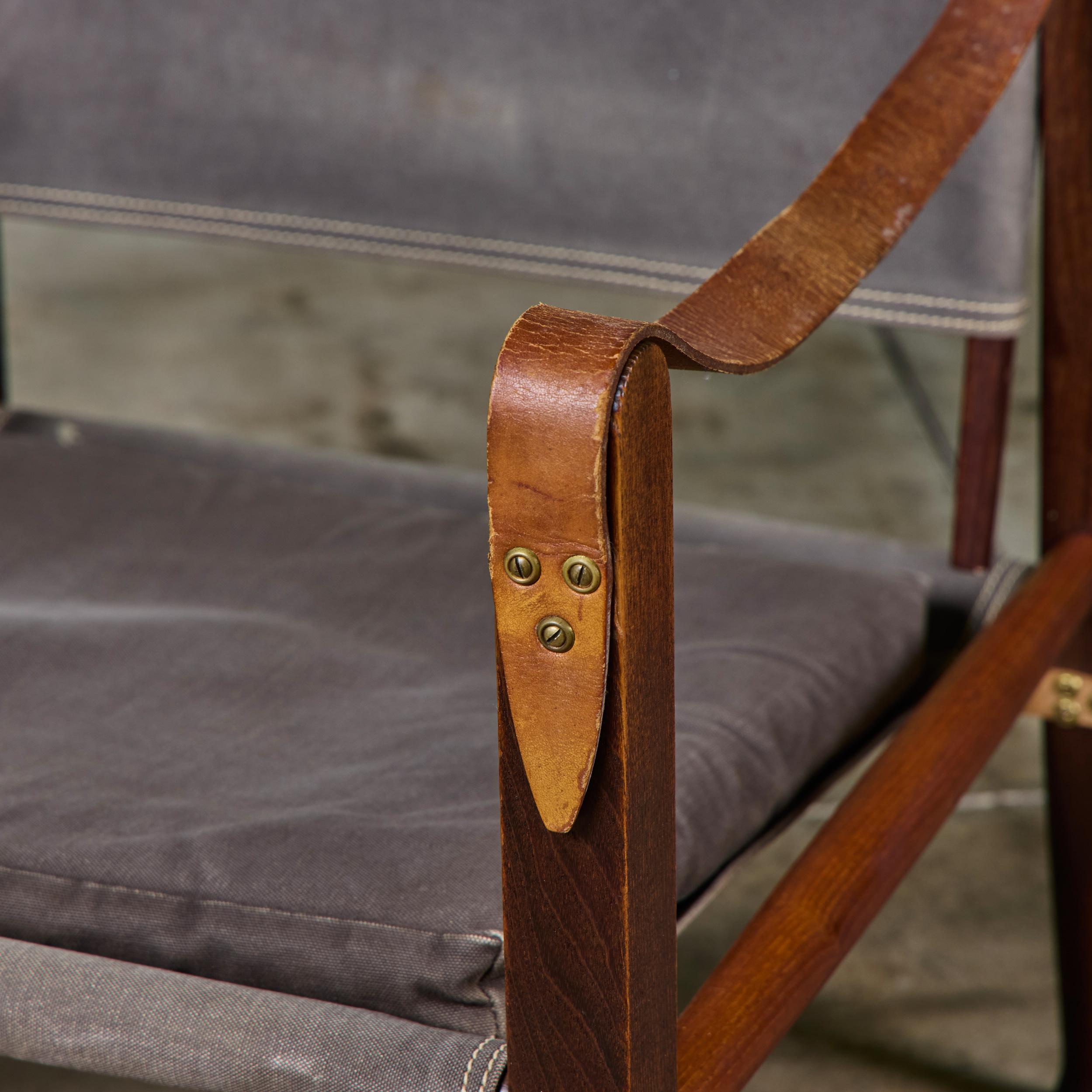 Ein Paar Kaare Klint Safari Lounge Chairs für Rud Rasmussen im Angebot 7