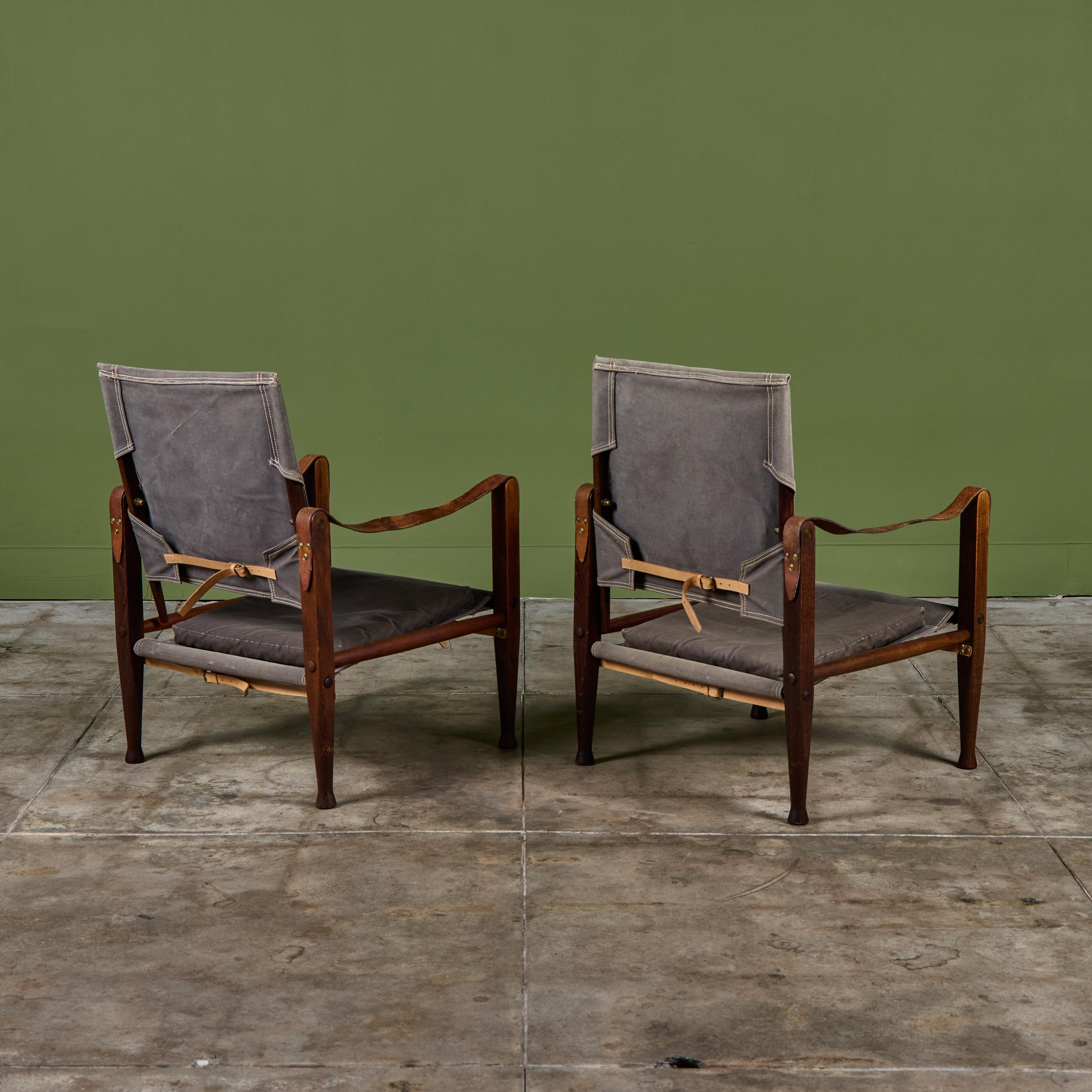 Ein Paar Kaare Klint Safari Lounge Chairs für Rud Rasmussen (Skandinavische Moderne) im Angebot