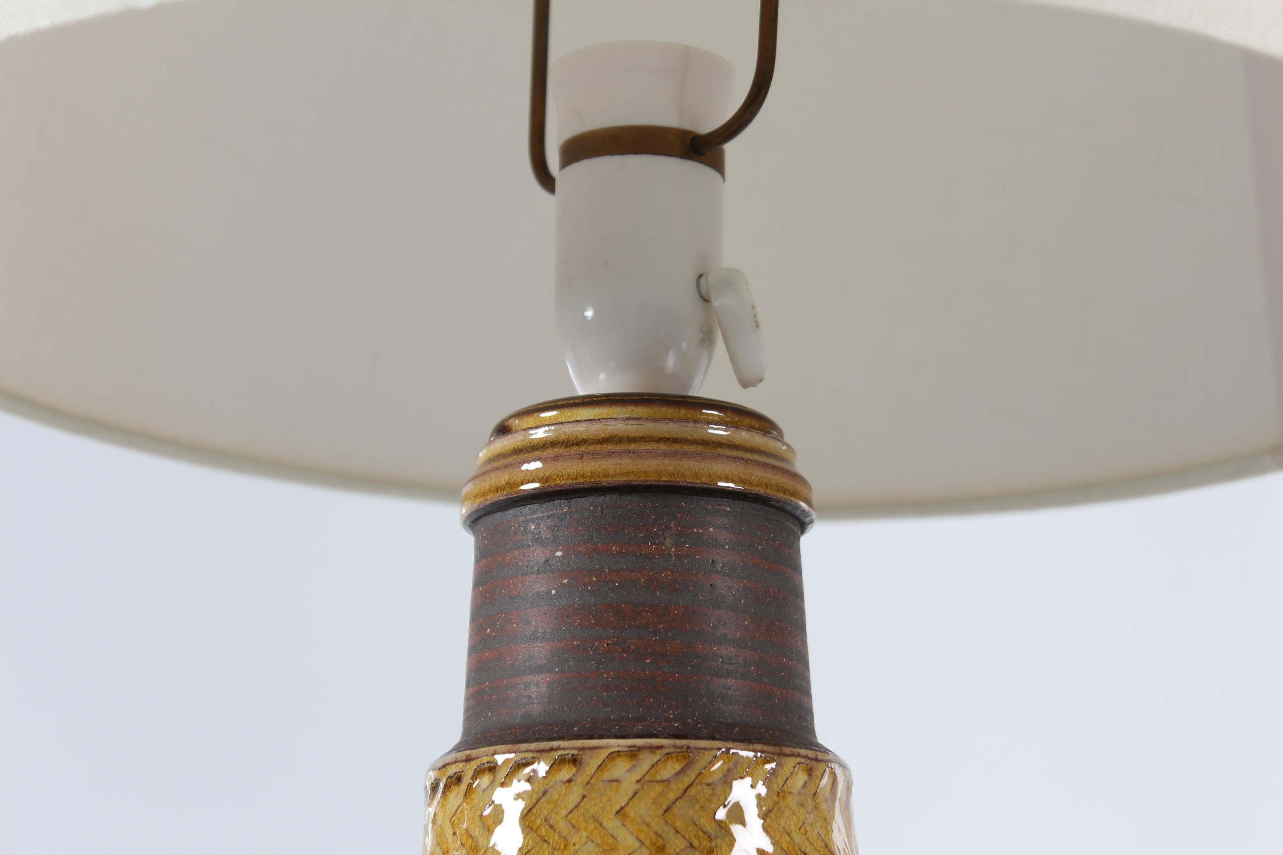 Mid-Century Modern Pair of Kähler Ceramic Table Lamps with Amber-Colored Glaze Denmark Midcentury