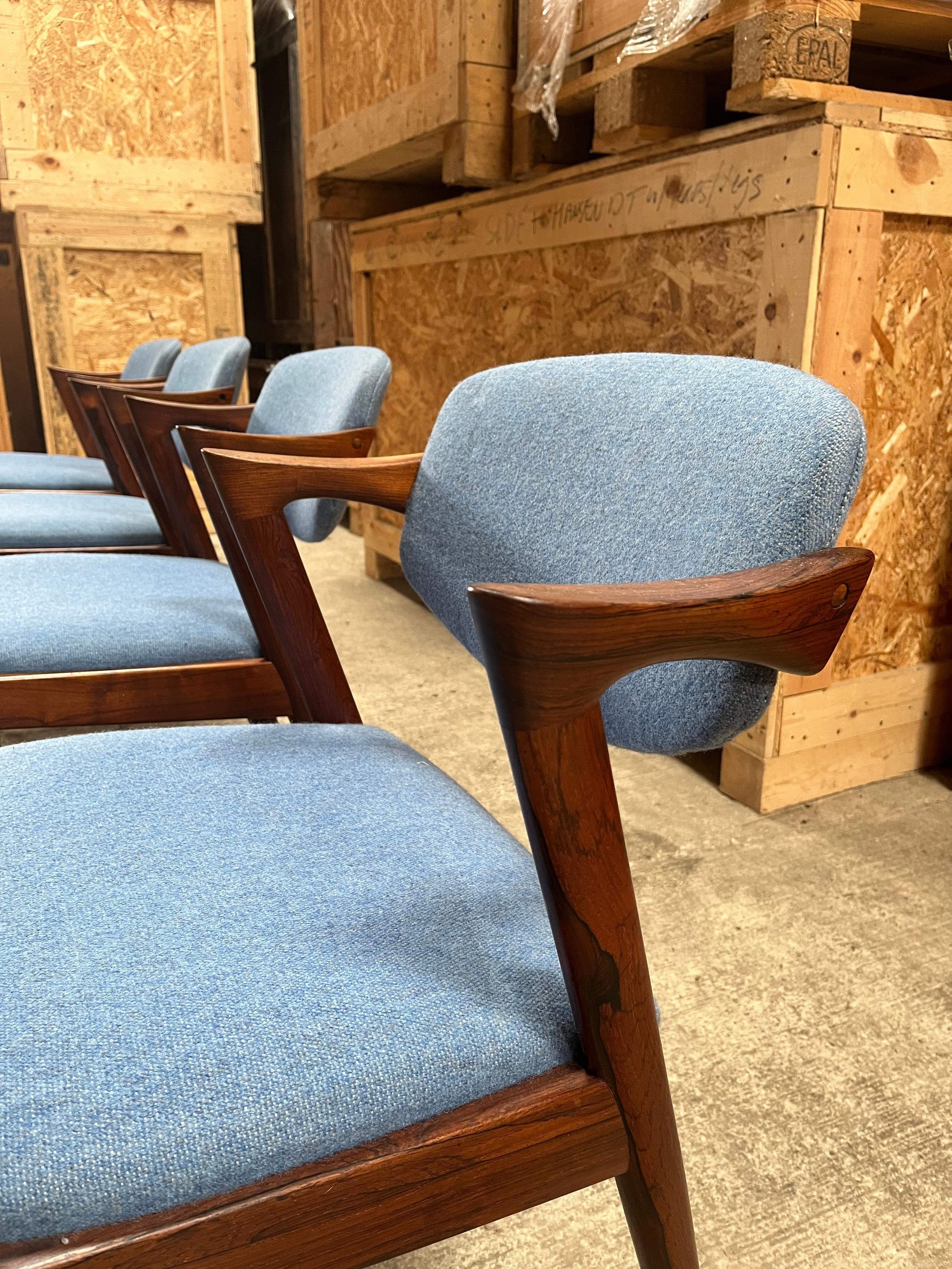 Paar Kai Kristiansen Stühle aus Massivholz (Dänisch) im Angebot