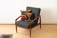 Pareja de sillas de papel cuché Kai Kristiansen