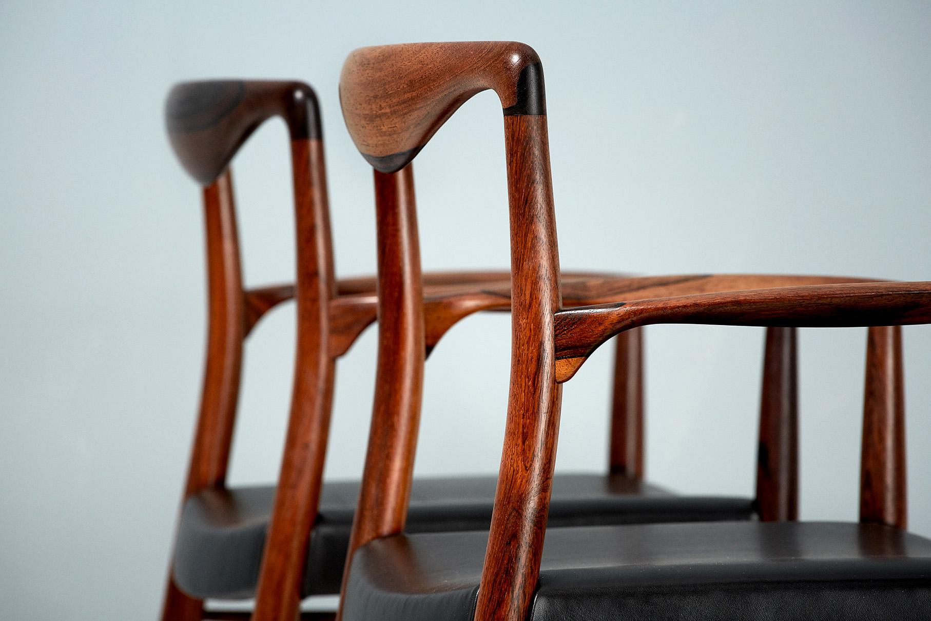 Paire de fauteuils Kai Lyngeldt-Larsen en bois de rose, 1959 Excellent état à London, GB