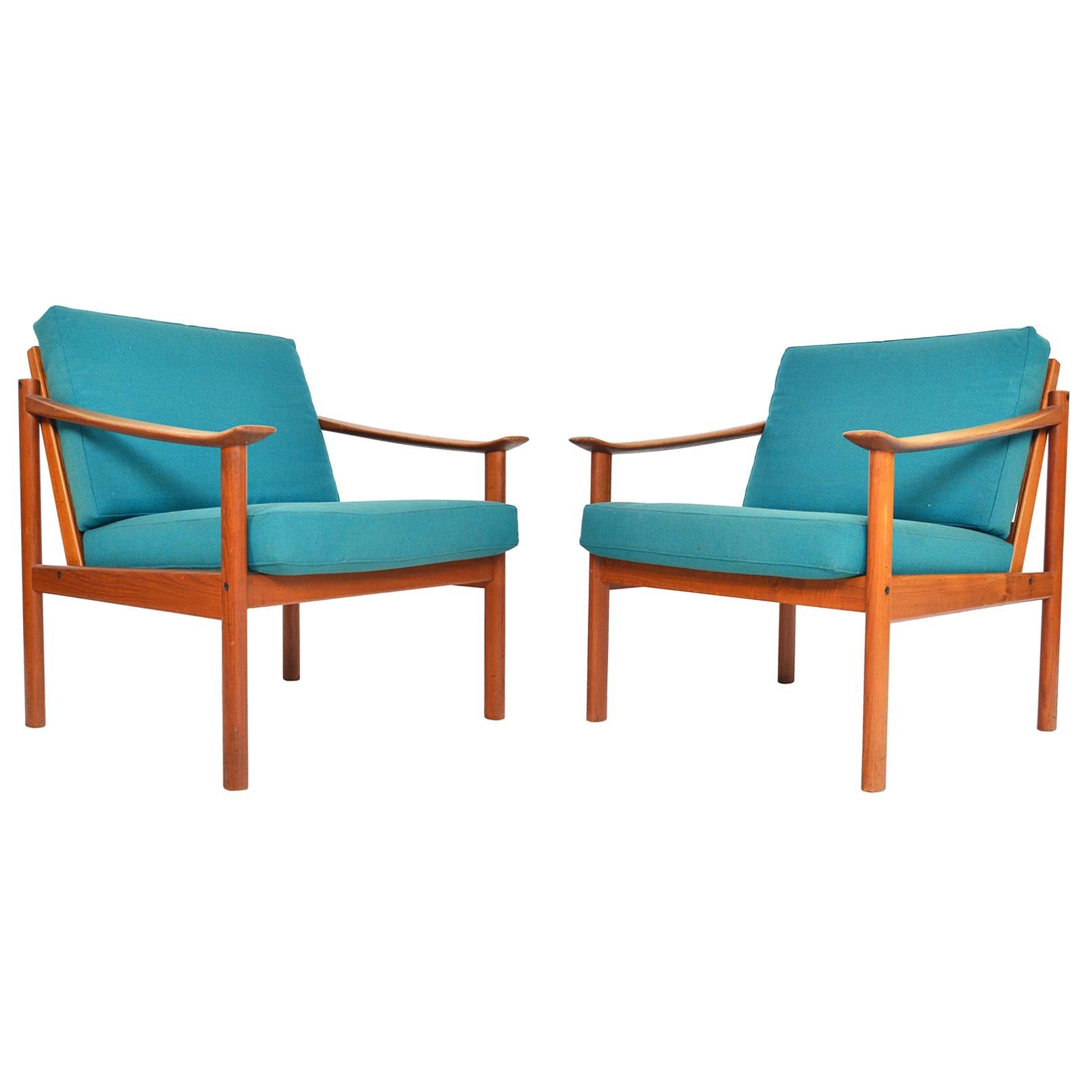 Pair of Kai Lyngfeldt Larsen Danish Modern Lounge Chairs in Teak by Soborg