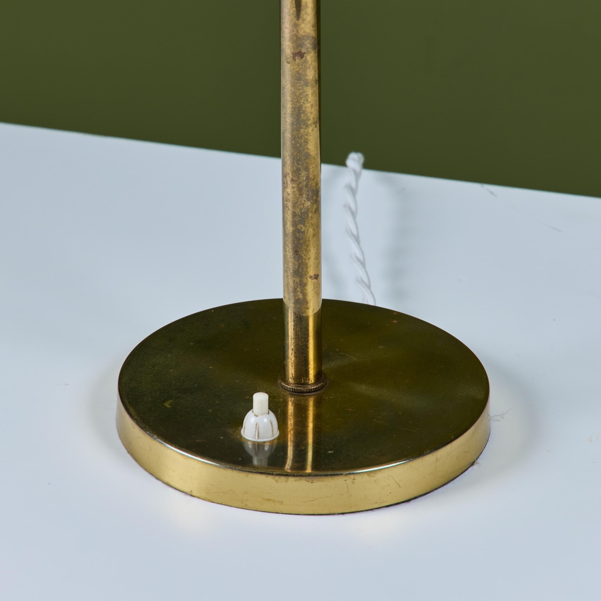 Paire de lampes de table en laiton Kai Kai pour Orno en vente 4