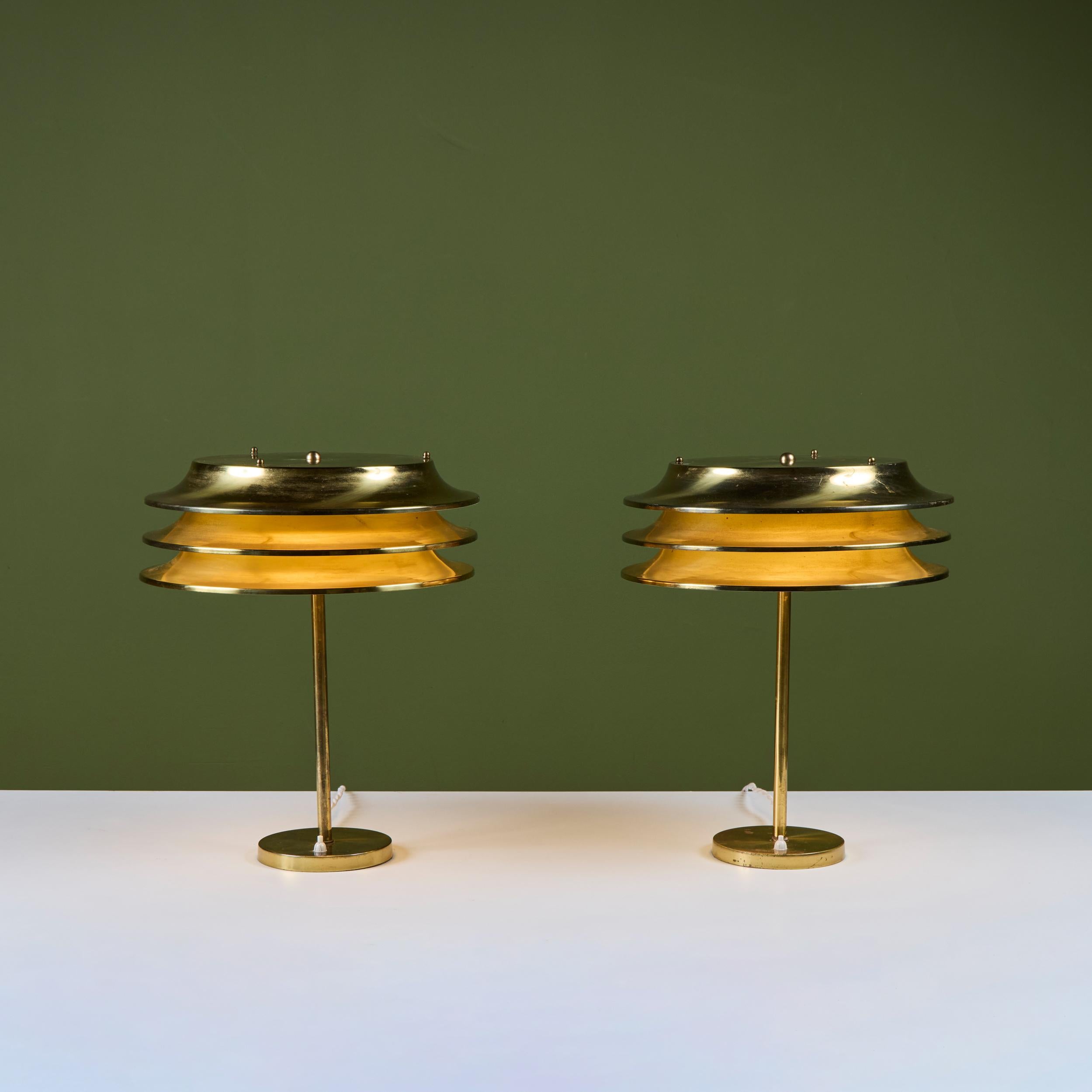 Paire de lampes de table en laiton Kai Kai pour Orno Bon état - En vente à Los Angeles, CA
