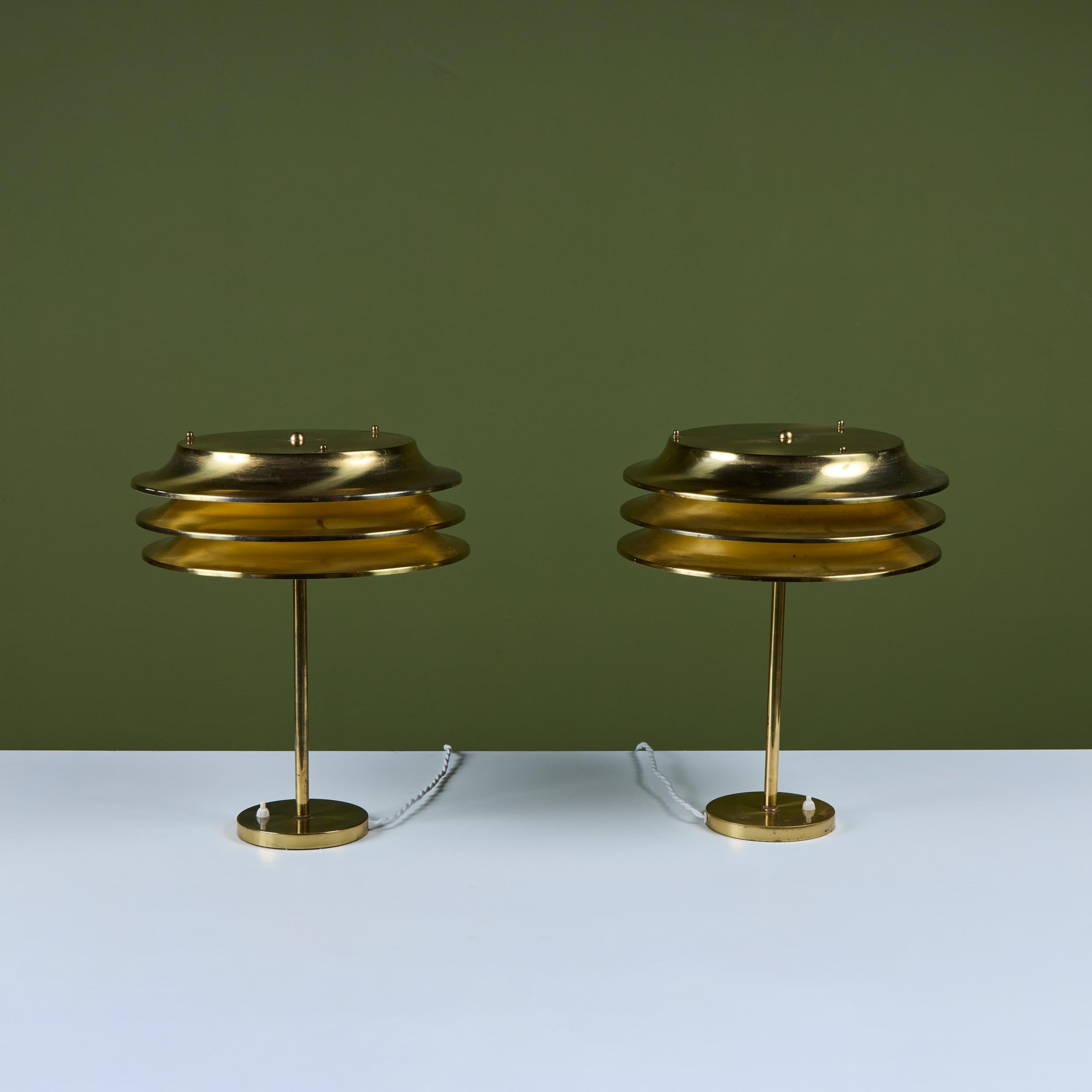 Paire de lampes de table en laiton Kai Kai pour Orno en vente 1