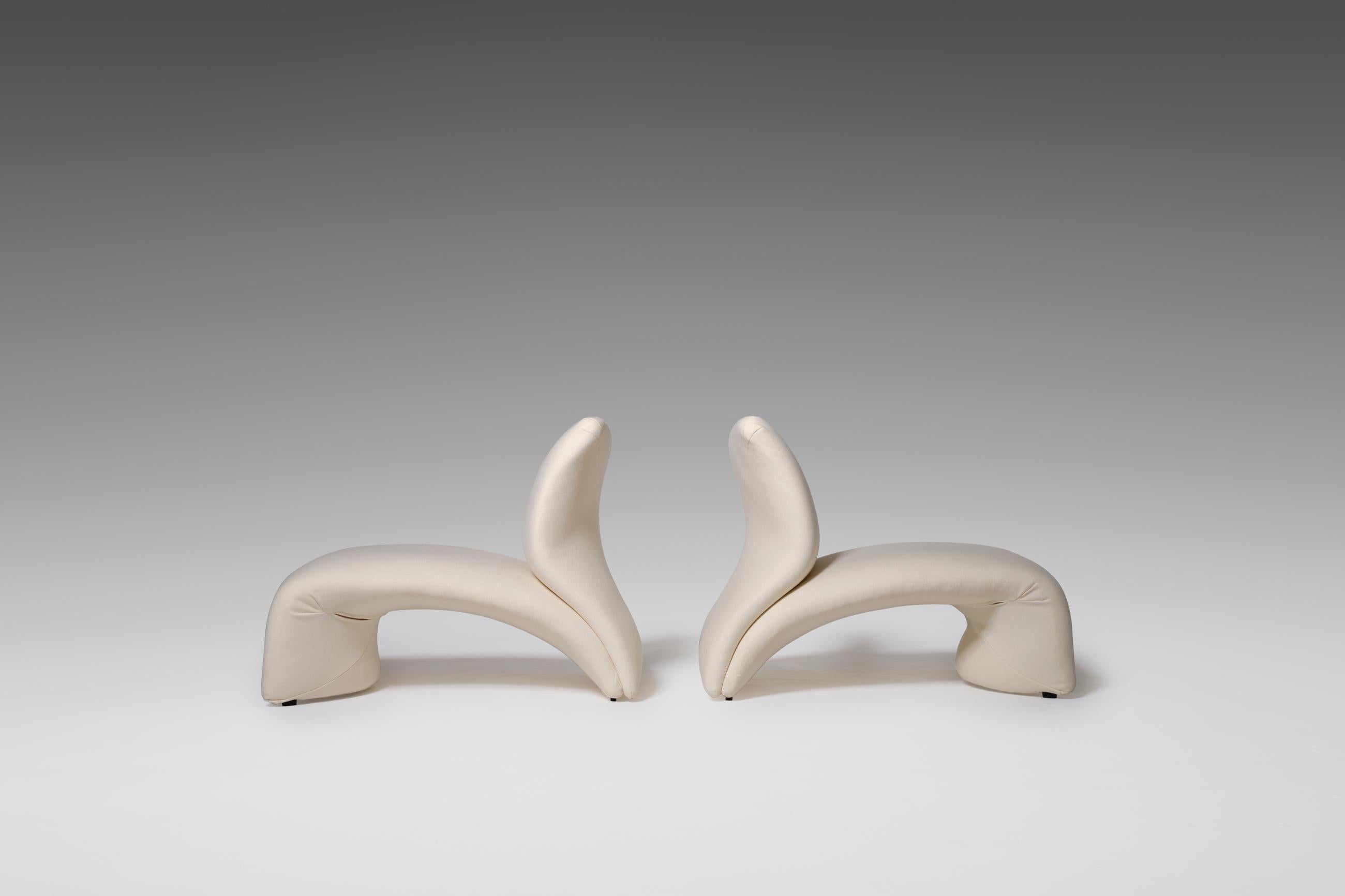 French Pair of ‘Kaïdo’ Lounge Chairs by Kwok Hoï Chan for Steiner, 1968 For Sale