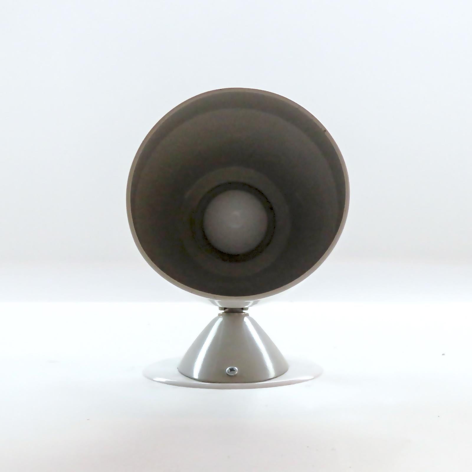 Smaltato Coppia di lampade da parete Kaiser, 1940 in vendita