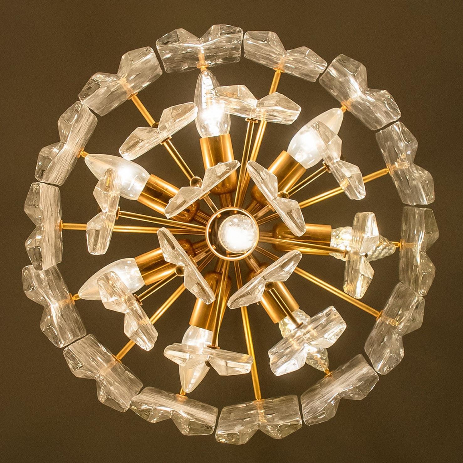 Austrian Pair of Kalmar Chandeliers or Pendant Lights 'Palazzo', Gilt Brass and Glass For Sale