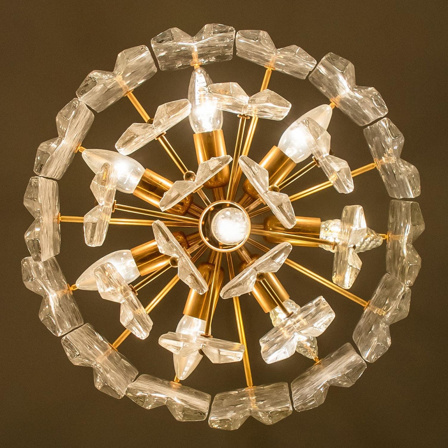 Austrian Pair of Kalmar Chandeliers or Pendant Lights 'Palazzo', Gilt Brass and Glass For Sale