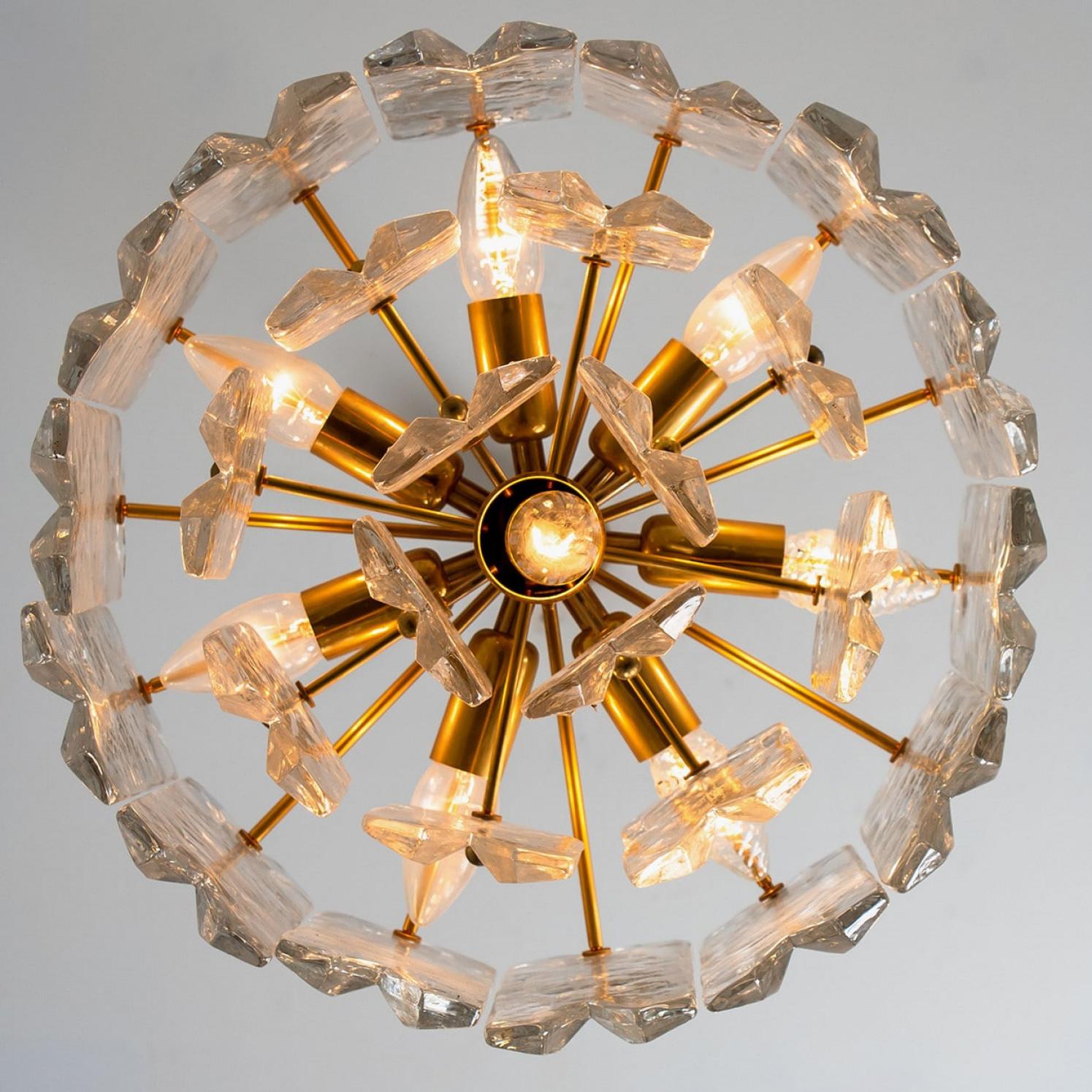 20th Century Pair of Kalmar Chandeliers or Pendant Lights 'Palazzo', Gilt Brass and Glass For Sale