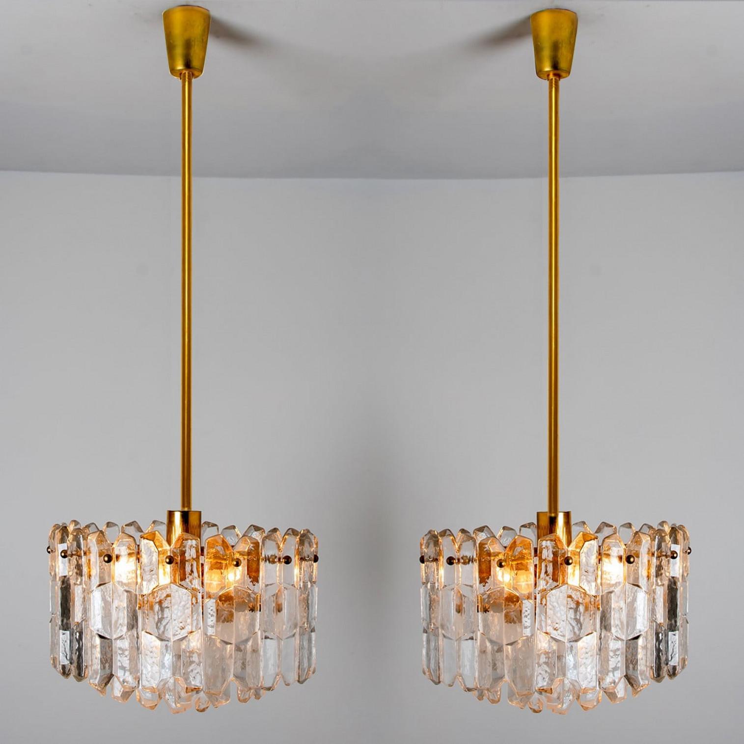 Gold Plate Pair of Kalmar Chandeliers or Pendant Lights 'Palazzo', Gilt Brass and Glass For Sale