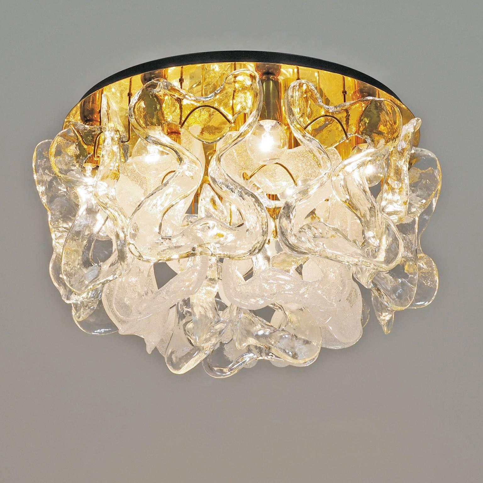 Pair of Kalmar Flush Mount Lights 'Catena', Brass Clear White Murano Glass, 1970 In Good Condition For Sale In Hausmannstätten, AT