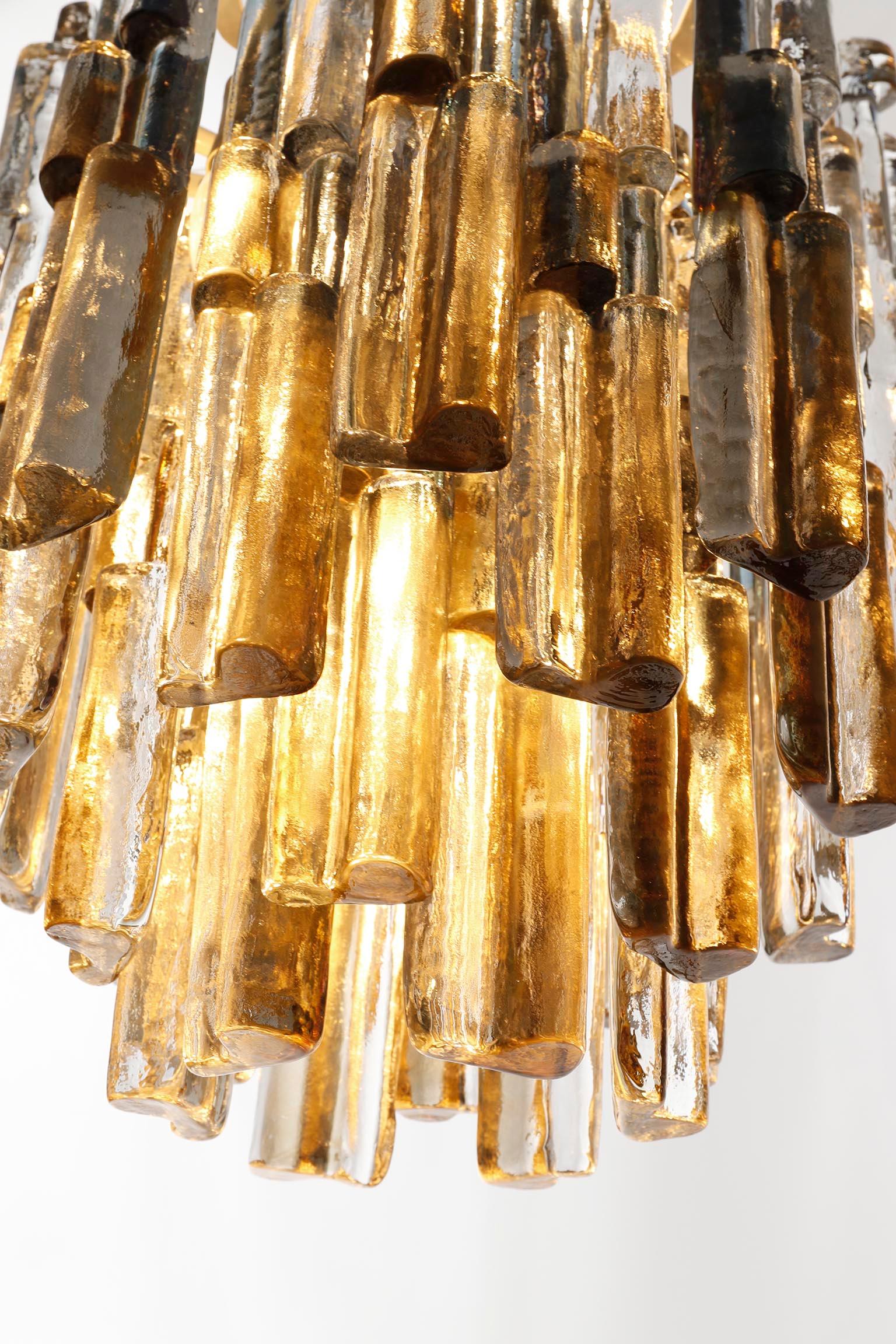 Paar Kalmar Glass Chandeliers Pendelleuchten, Blau-Bernsteinglas Nickel, 1970er Jahre im Angebot 10