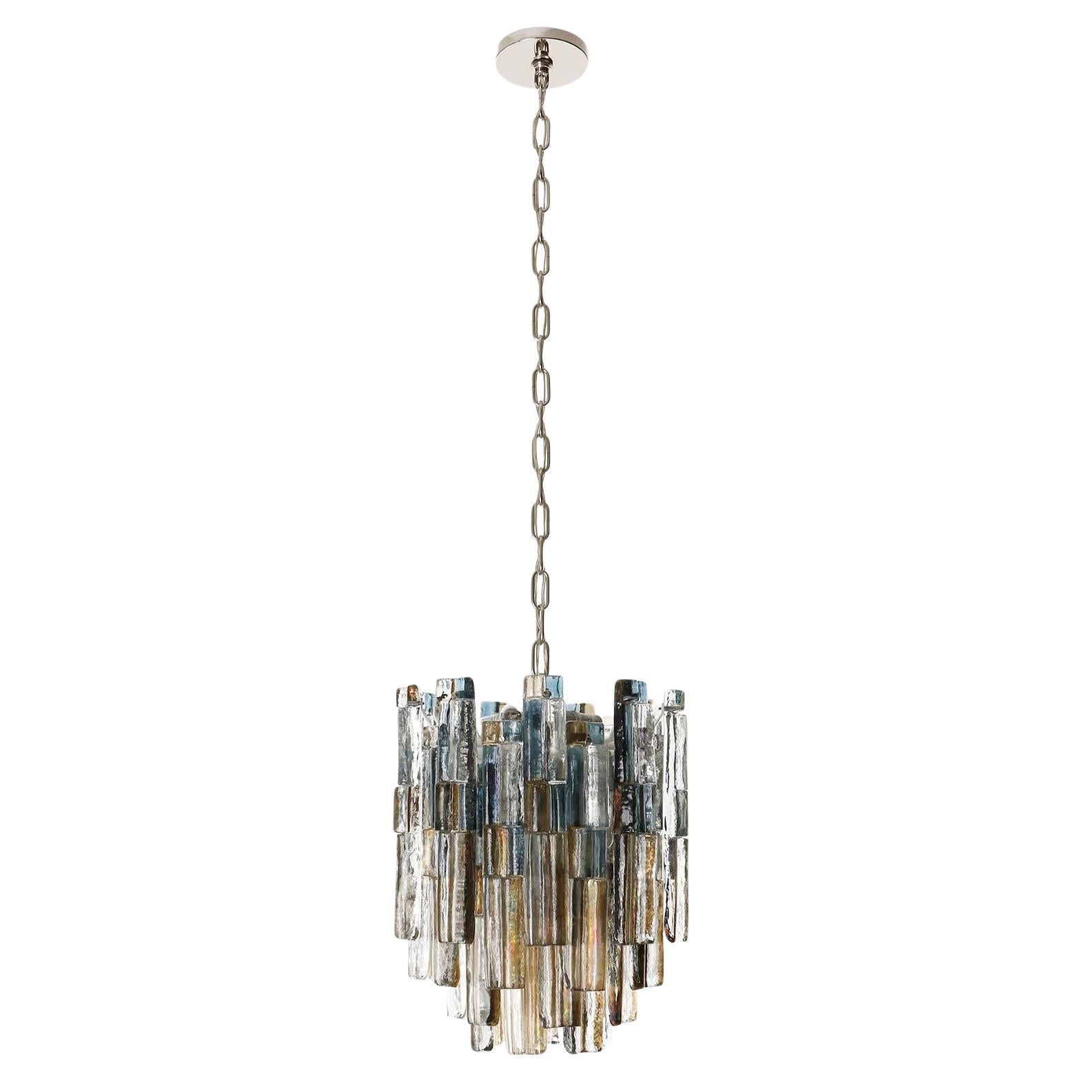 Paar Kalmar Glass Chandeliers Pendelleuchten, Blau-Bernsteinglas Nickel, 1970er Jahre (Lackiert) im Angebot