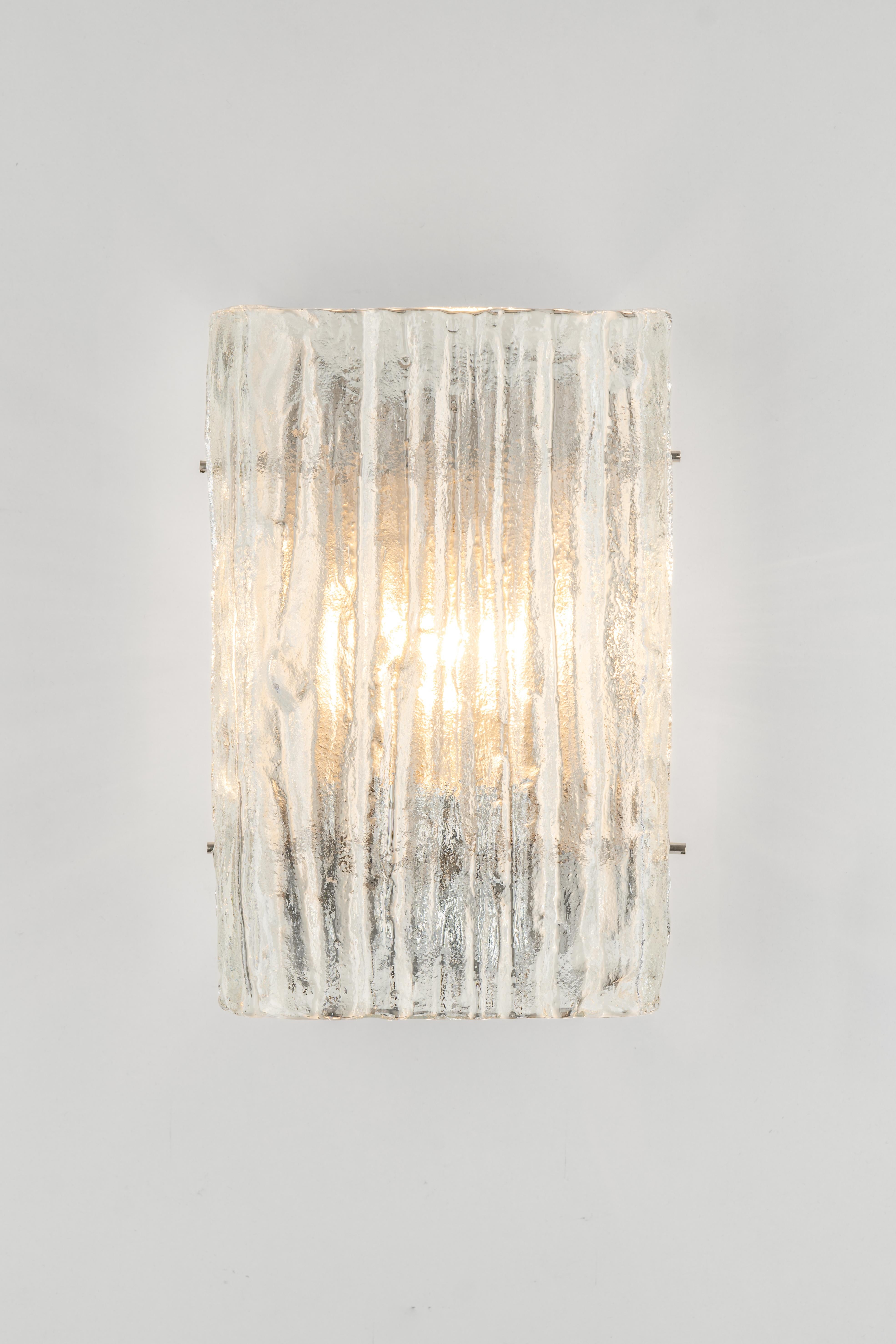 Coppia di lampade a parete a forma di sconces Kalmar, Austria, anni '60 In condizioni buone in vendita a Aachen, NRW
