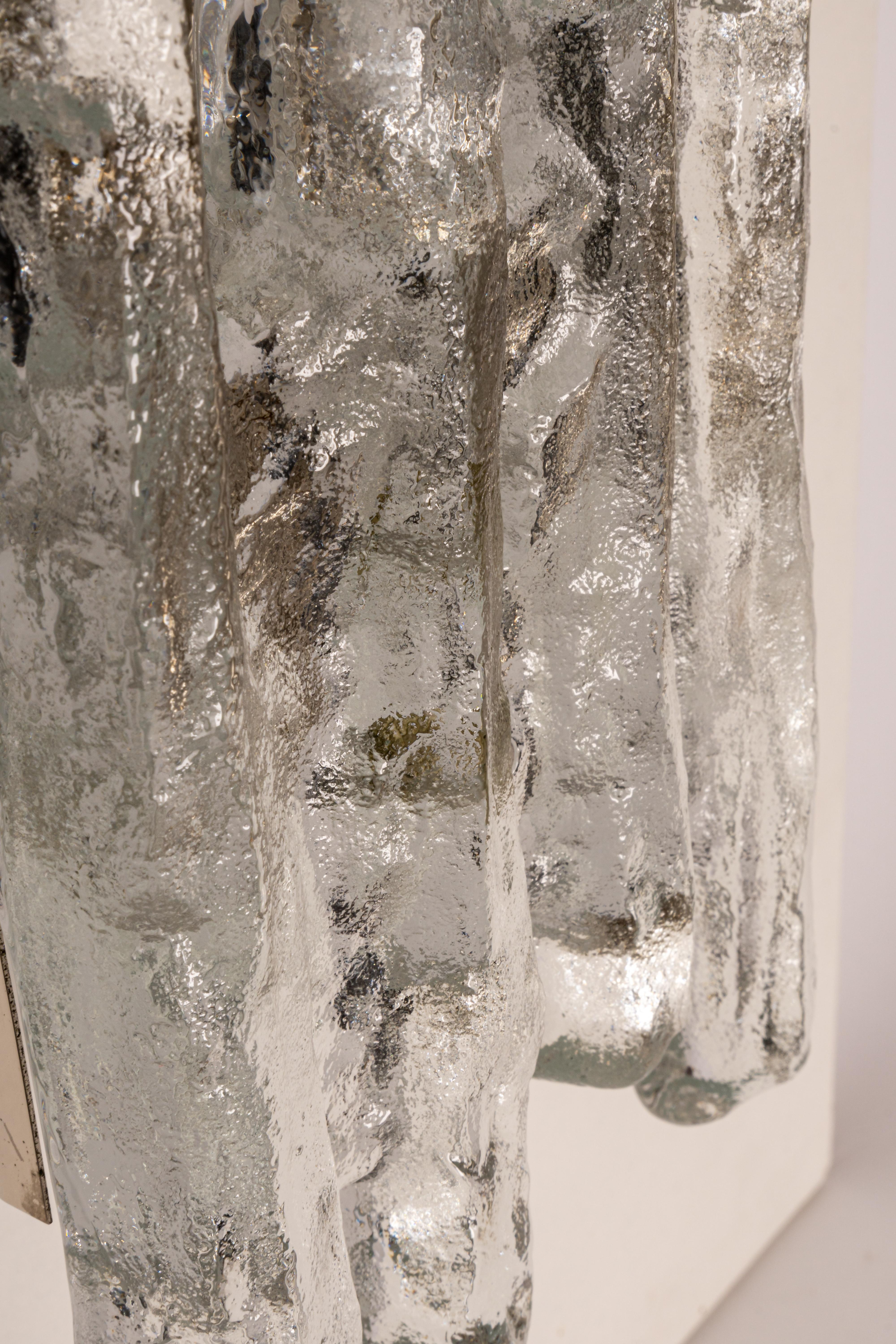 Metà XX secolo Coppia di lampade a parete a forma di sconces Kalmar, Austria, anni '60 in vendita