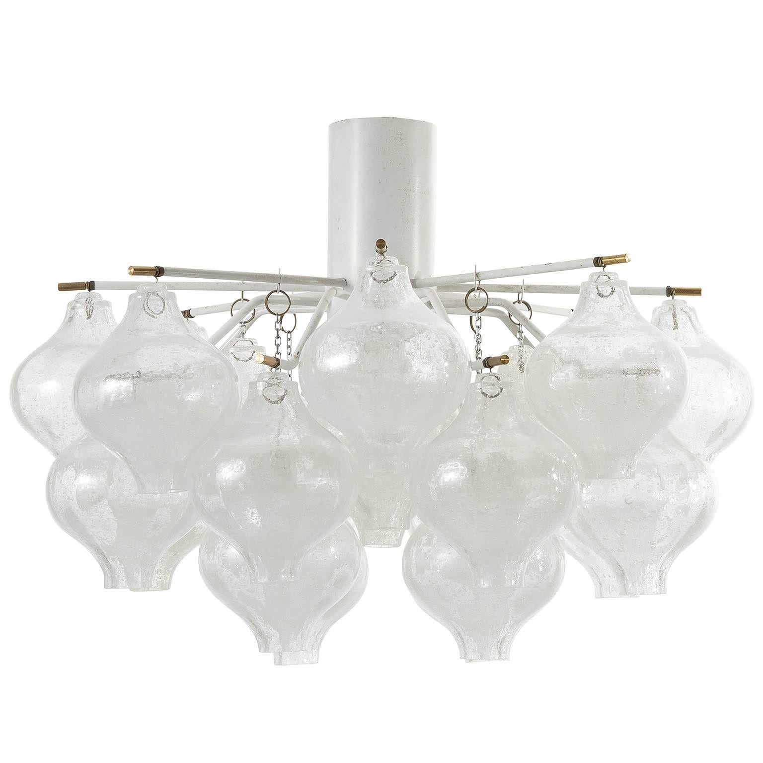 Two beautiful 'Tulipan' flushmount lights or chandeliers by Kalmar Austria, manufactured in MidCentury, circa 1970 (late 1960s or early 1970s).
The name Tulipan derives from the tulip shaped hand blown bubble glasses. Each glass is handmade and