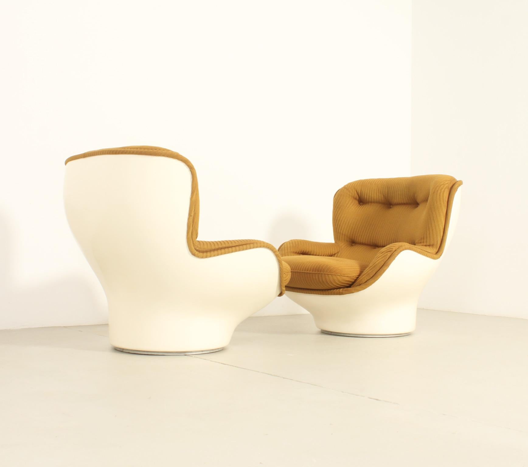 Pair of Karate Armchairs by Michel Cadestin for Airborne, France, 1970's 4