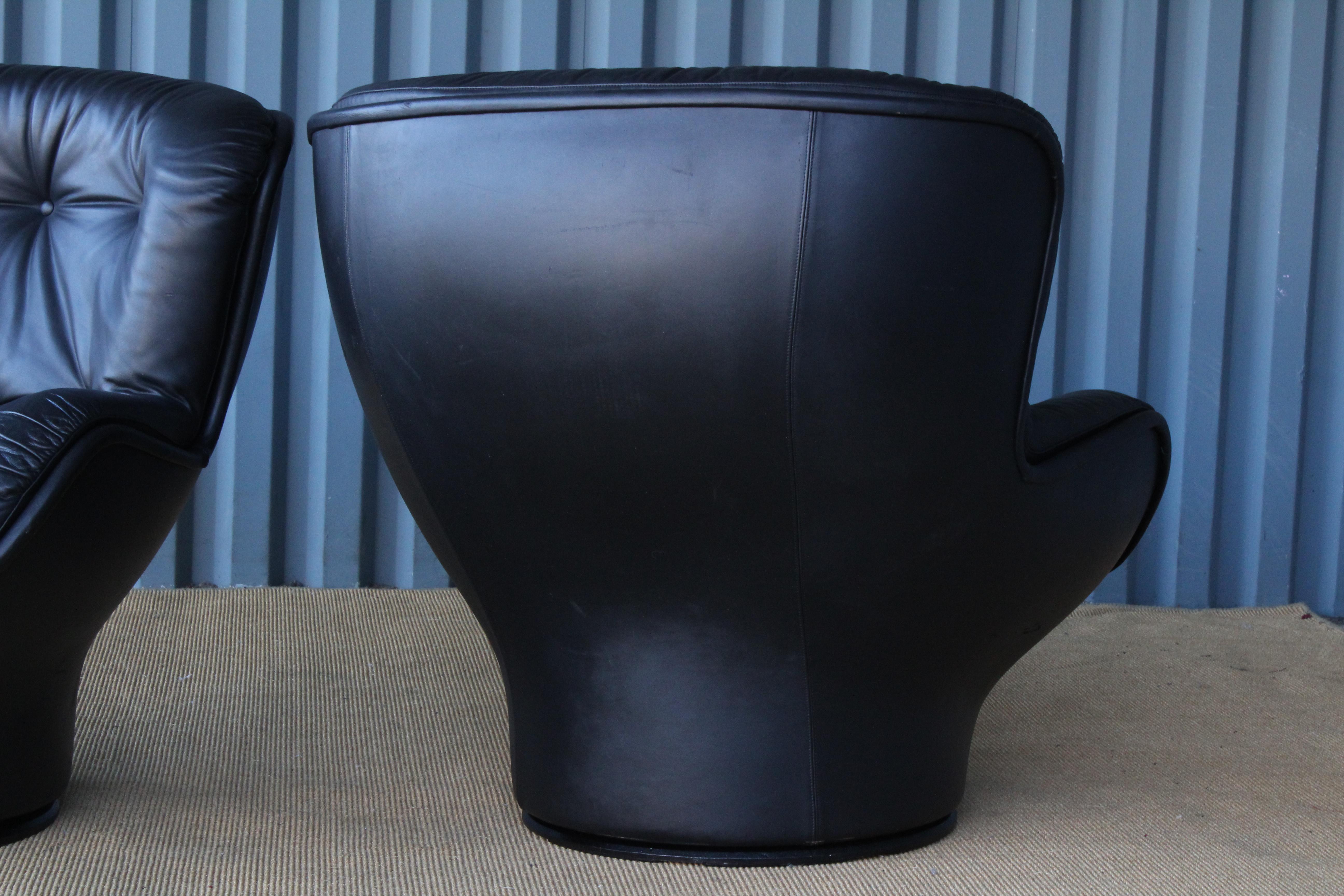 French Pair of 'Karate' Lounge Chairs by Michel Cadestin for Airborne, France, 1970s