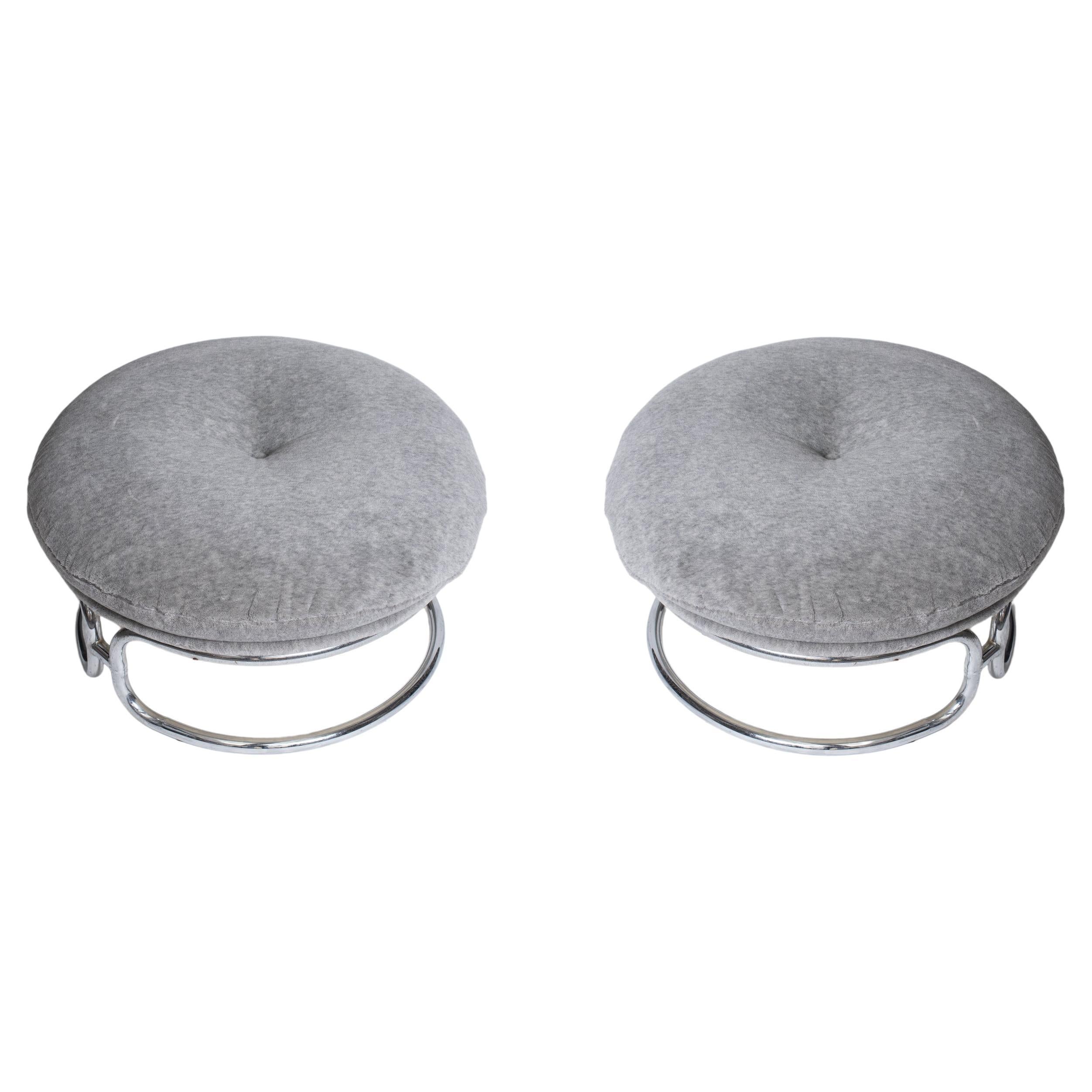 Pair of "Karate" ottomans by Michel Cadestin, Ed.Airborne, France, circa 1970 For Sale