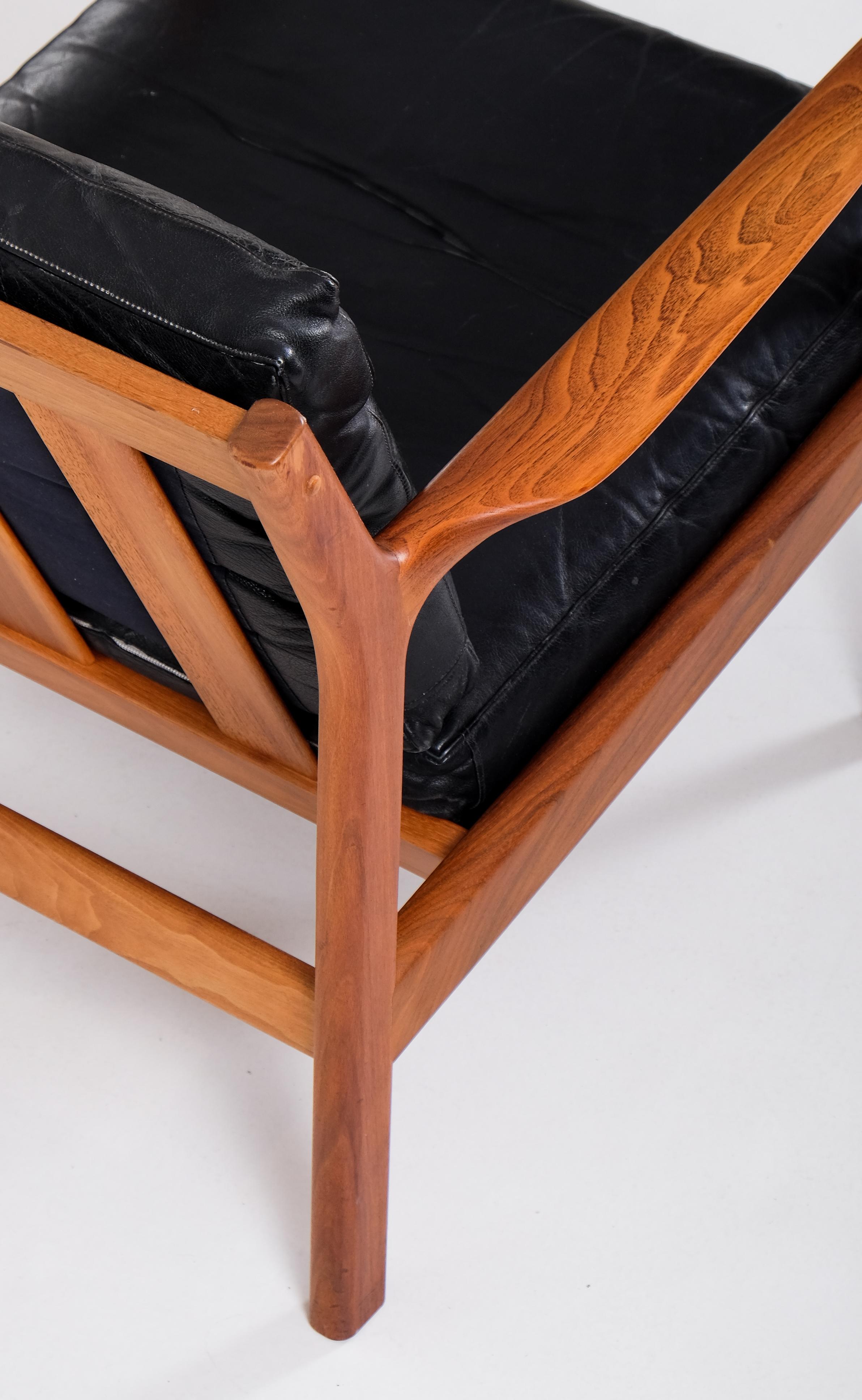 Scandinave moderne Paire de fauteuils Karl-Erik Ekselius, Suède, années 1960 en vente