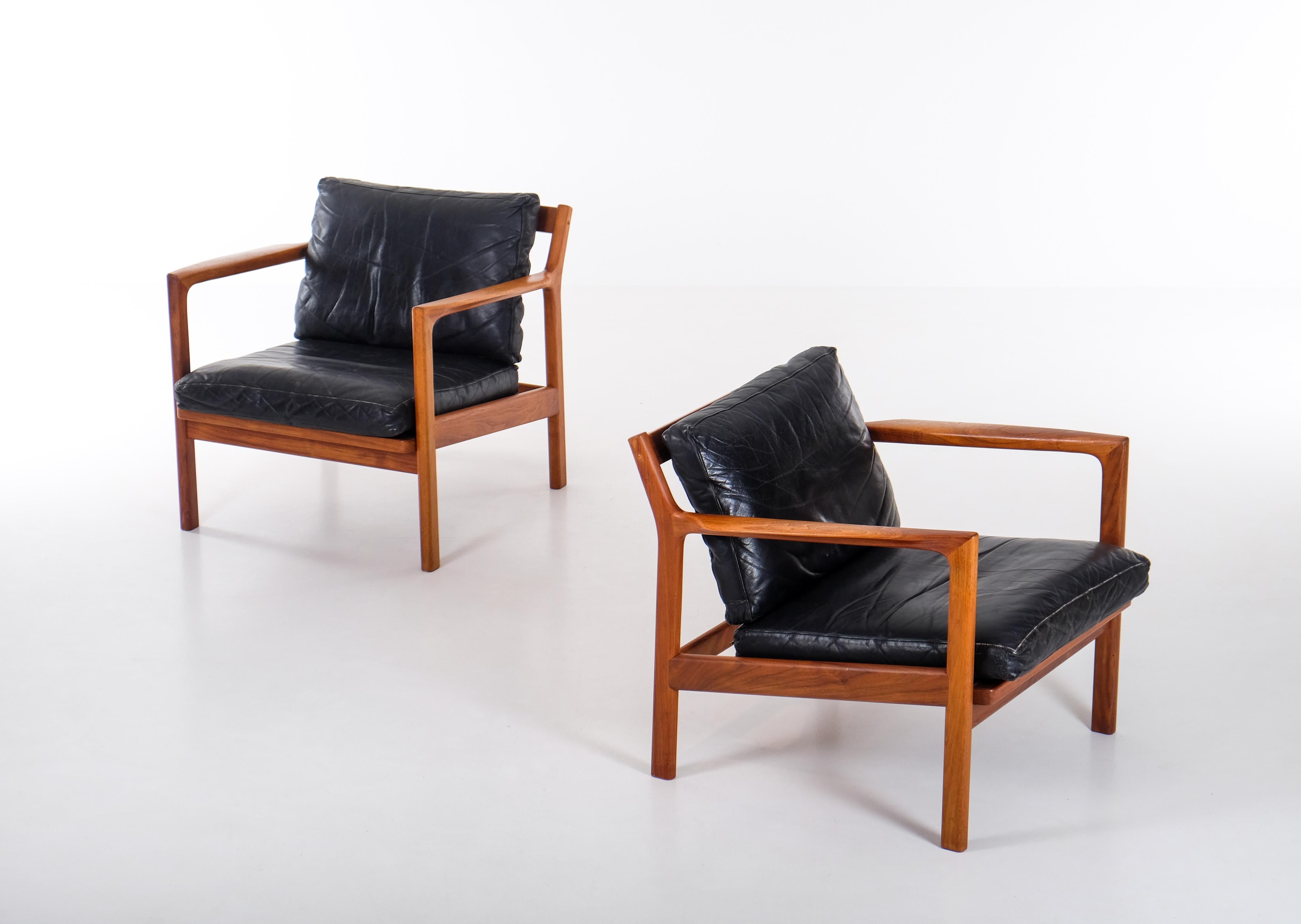 Paire de fauteuils Karl-Erik Ekselius, Suède, années 1960 en vente 1
